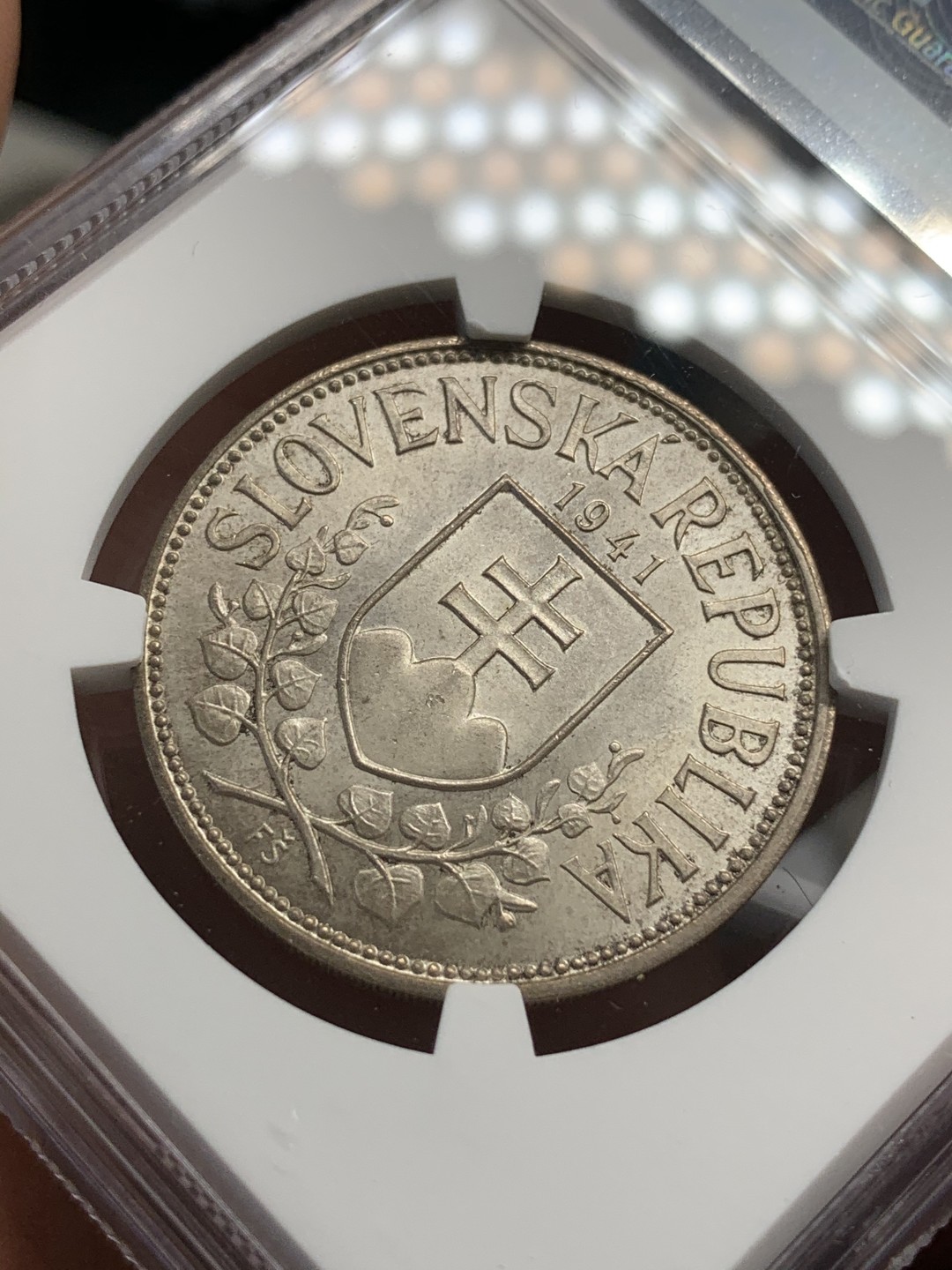 《竞宝斋》第69场-本周日，周一，周四.3场连拍（全场不限金额包邮） NGC-MS63 斯洛伐克 1941年 20克朗 银币 稀少品种顶级状态