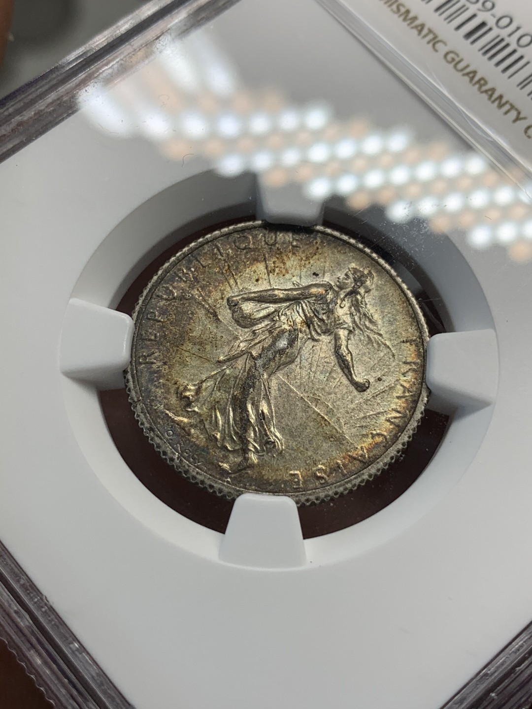 《竞宝斋》第69场-本周日，周一，周四.3场连拍（全场不限金额包邮） NGC AU 58 法国 1918年 行走 女神 1法郎 银币 早期品种 罗蒂设计 金色包浆 非常好