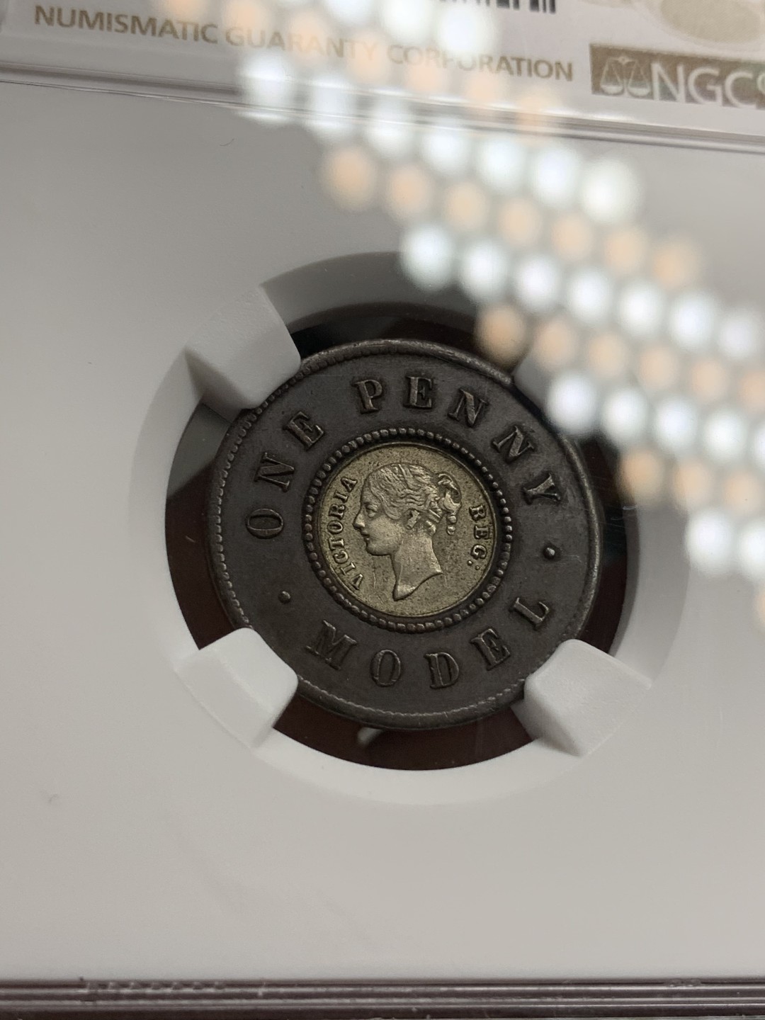 《竞宝斋》第69场-本周日，周一，周四.3场连拍（全场不限金额包邮） NGC-MS62英国（1844年）一便士双色代币