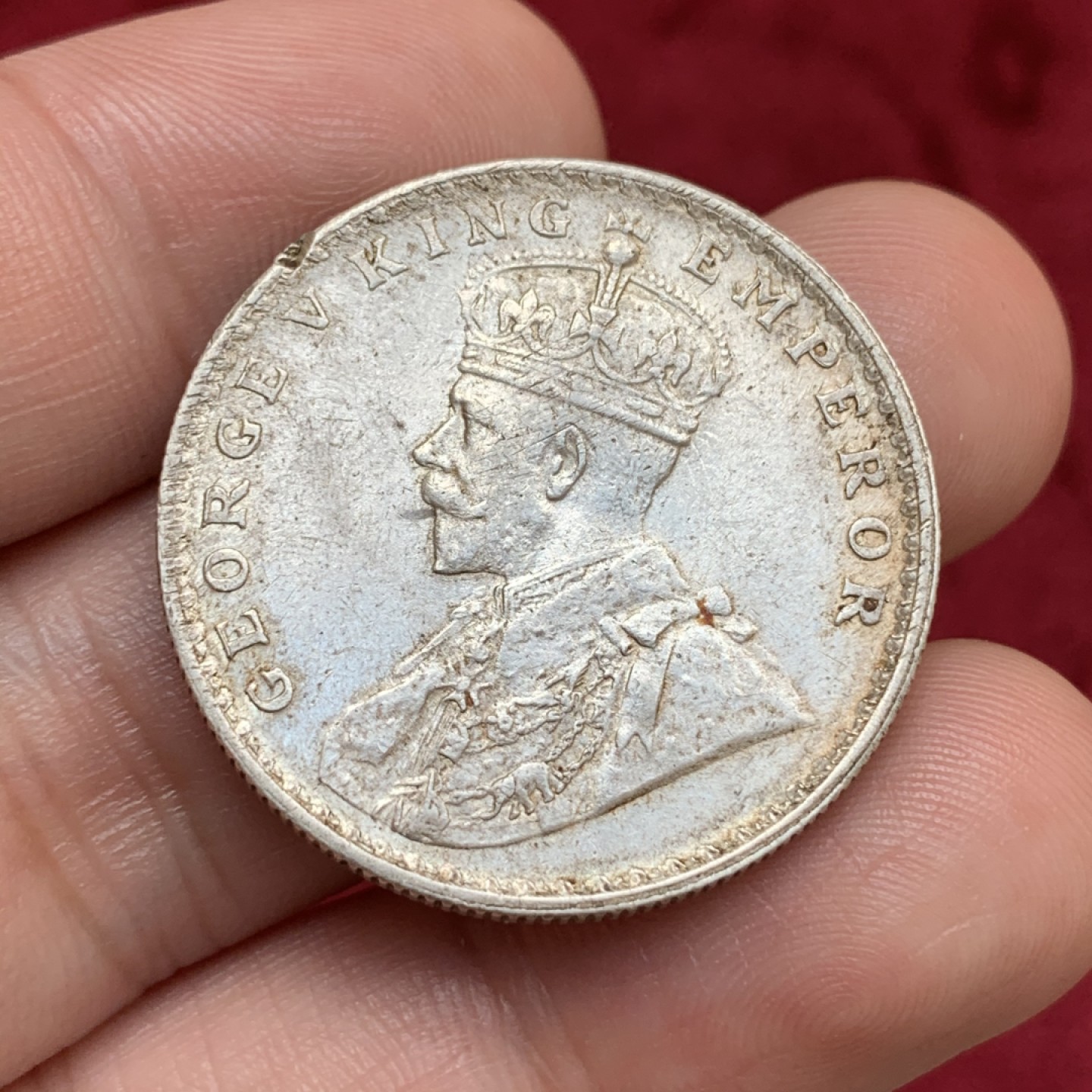 《竞宝斋》第69场-本周日，周一，周四.3场连拍（全场不限金额包邮） 英属 印度 1918年 乔五 1卢比 银币 整体不错 状态如图