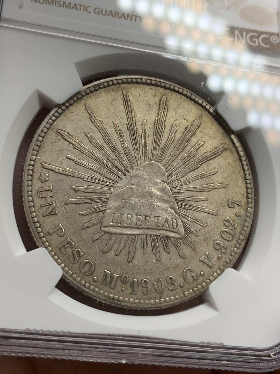 《竞宝斋》第69场-本周日，周一，周四.3场连拍（全场不限金额包邮） NGC AU50 墨西哥 1908年 墨西哥 直边 鹰洋 银币 原味包浆 细节不错