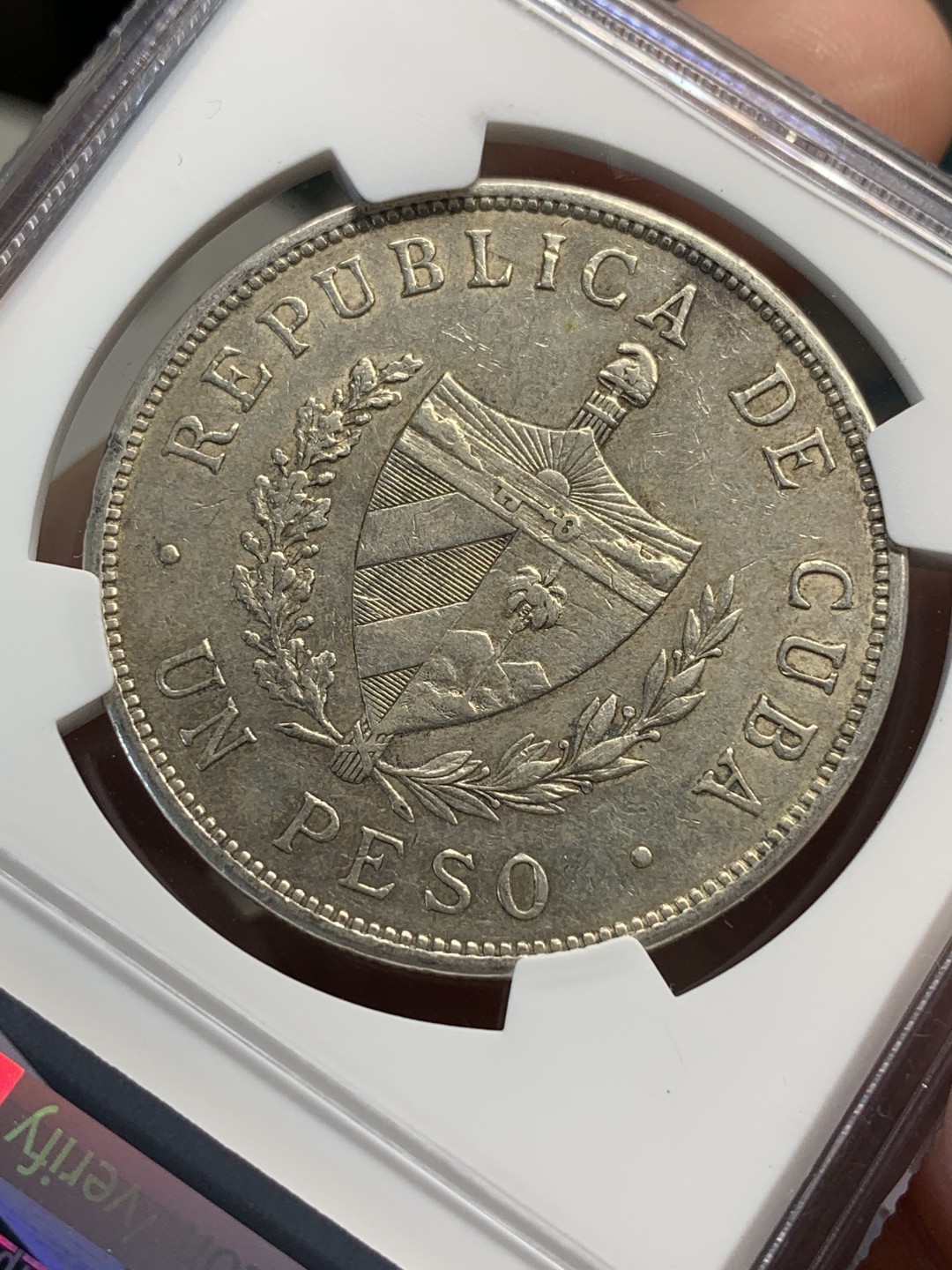 《竞宝斋》第69场-本周日，周一，周四.3场连拍（全场不限金额包邮） NGC-AU58 古巴1932年 大五星1比索 银币 大热品种