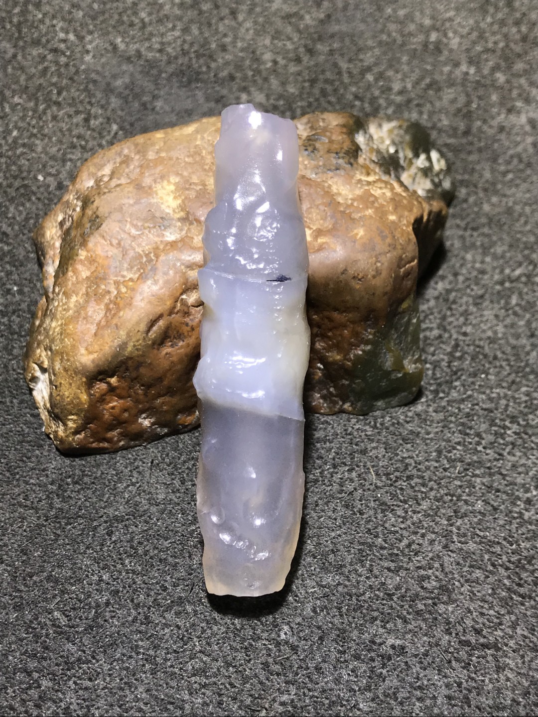 天然马达加斯加精品高玉化紫罗兰料海洋玉髓随型风化桶珠一颗！