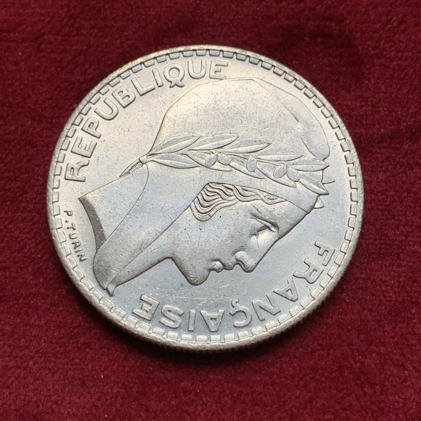 《竞宝斋》第69场-本周日，周一，周四.3场连拍（全场不限金额包邮） 法国 1938年 谷物女神 20法郎银币 这品好品的少见 这样的原光品更加少