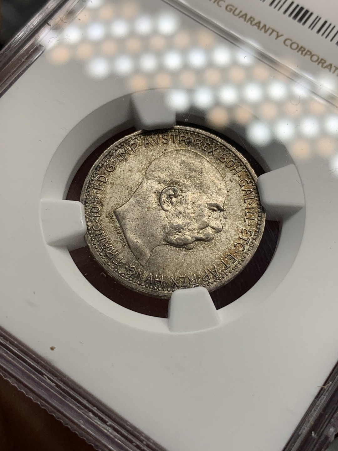 《竞宝斋》第69场-本周日，周一，周四.3场连拍（全场不限金额包邮） NGC-MS64 奥地利 1915年佛朗茨约瑟夫 1克朗 银币 五彩包浆 