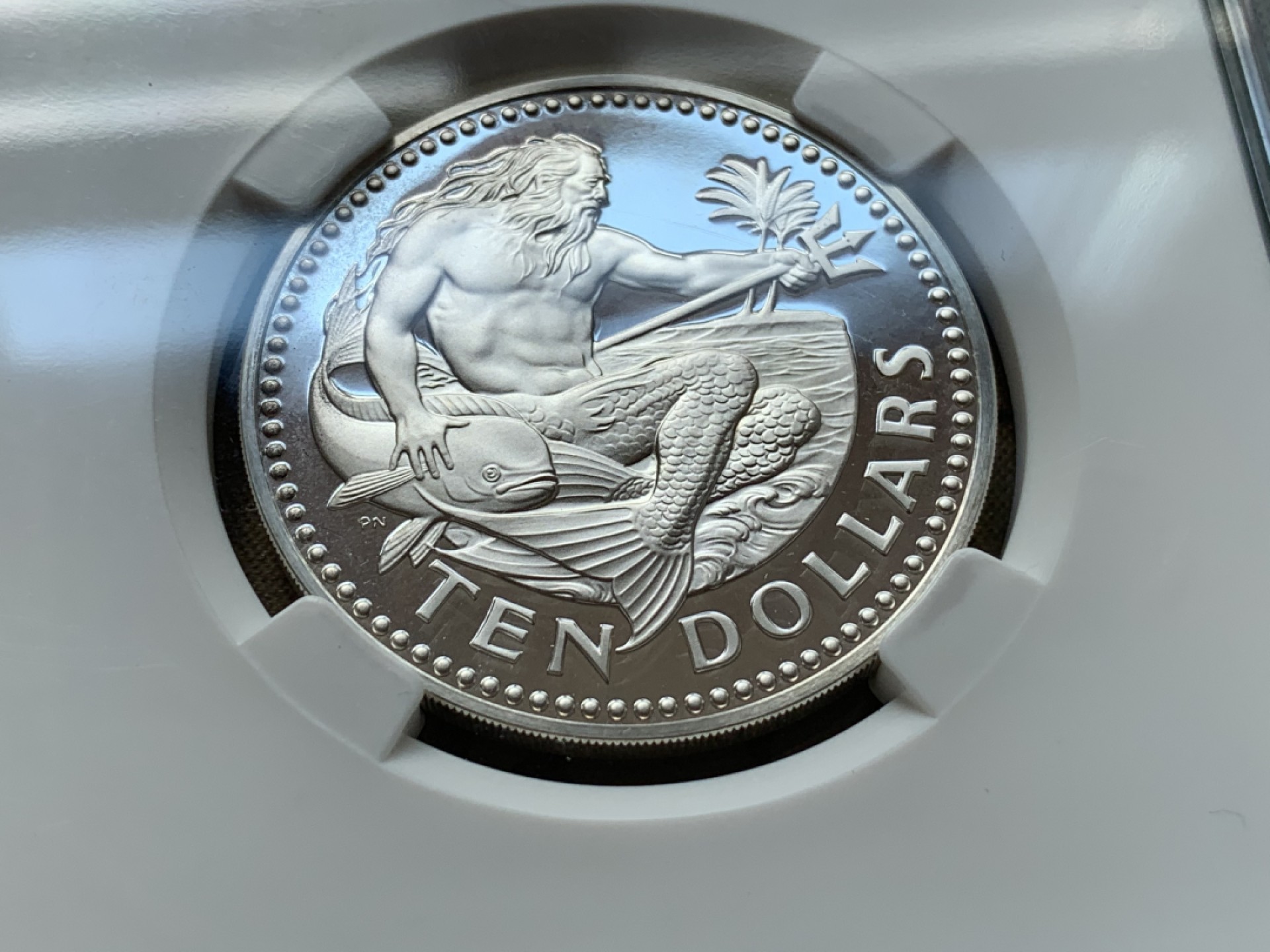 《竞宝斋》第69场-本周日，周一，周四.3场连拍（全场不限金额包邮） 1973年 巴巴多斯 8枚装 2枚银币 31.10+37.90 盒证全