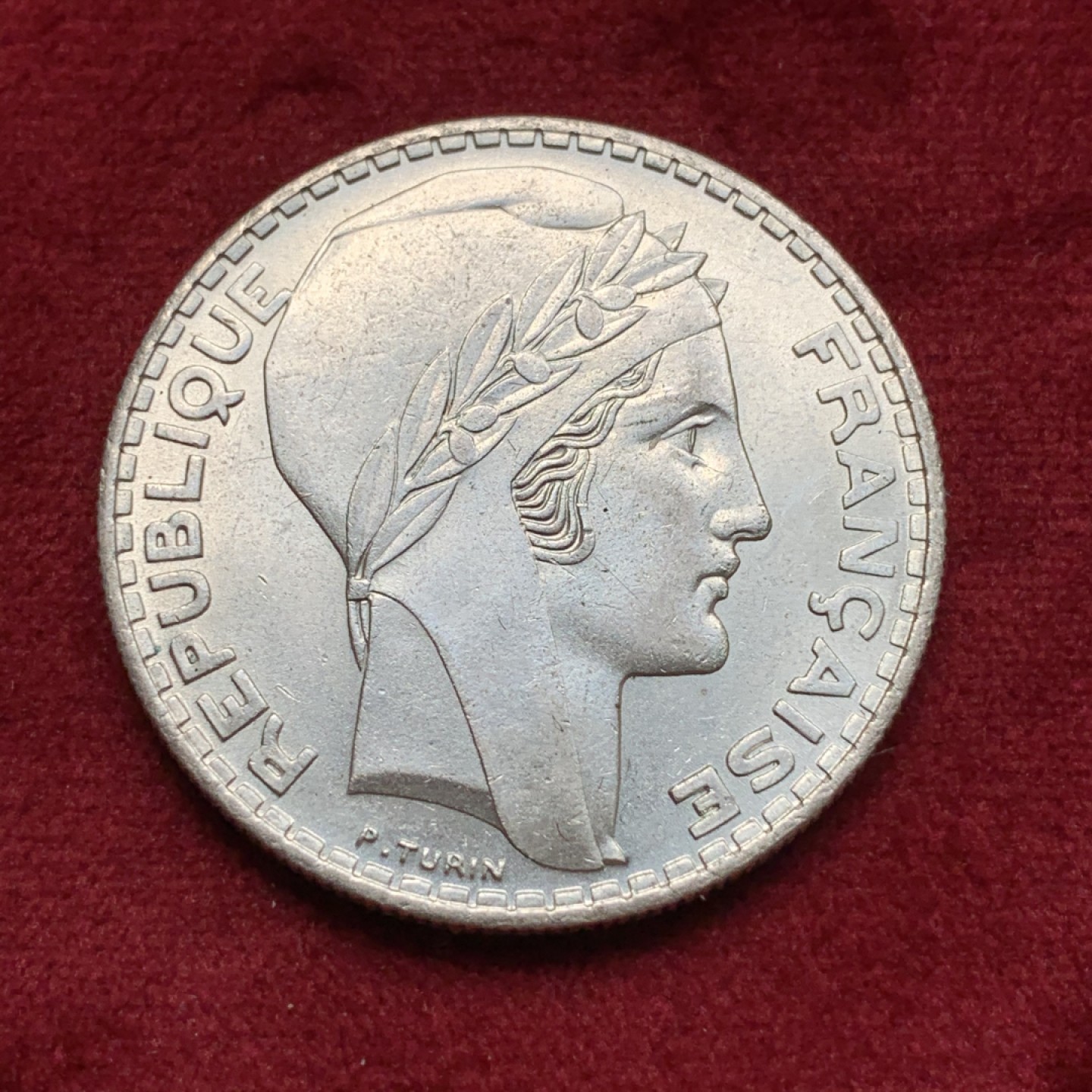 《竞宝斋》第69场-本周日，周一，周四.3场连拍（全场不限金额包邮） 法国 1938年 谷物女神 20法郎银币 这品好品的少见 这样的原光品更加少