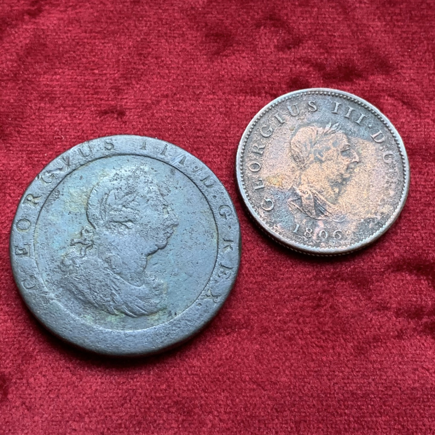 《竞宝斋》第69场-本周日，周一，周四.3场连拍（全场不限金额包邮） 2枚一个  英国乔治三世 1806 1/2便士和1797年1便士 大铜币 一对
