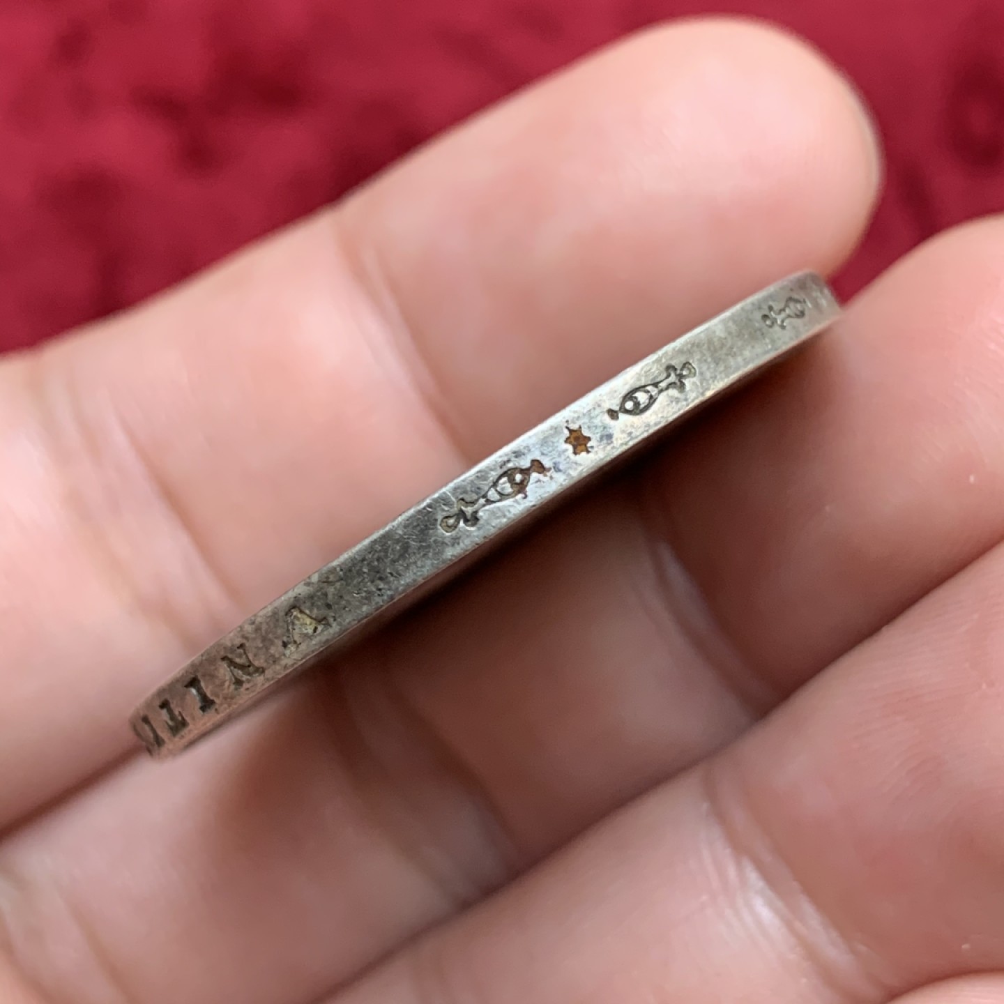 《竞宝斋》第69场-本周日，周一，周四.3场连拍（全场不限金额包邮） 1908年 奥地利 5克朗 银币 奔跑的疯女人 淡彩包浆 细节优秀 上涨品种