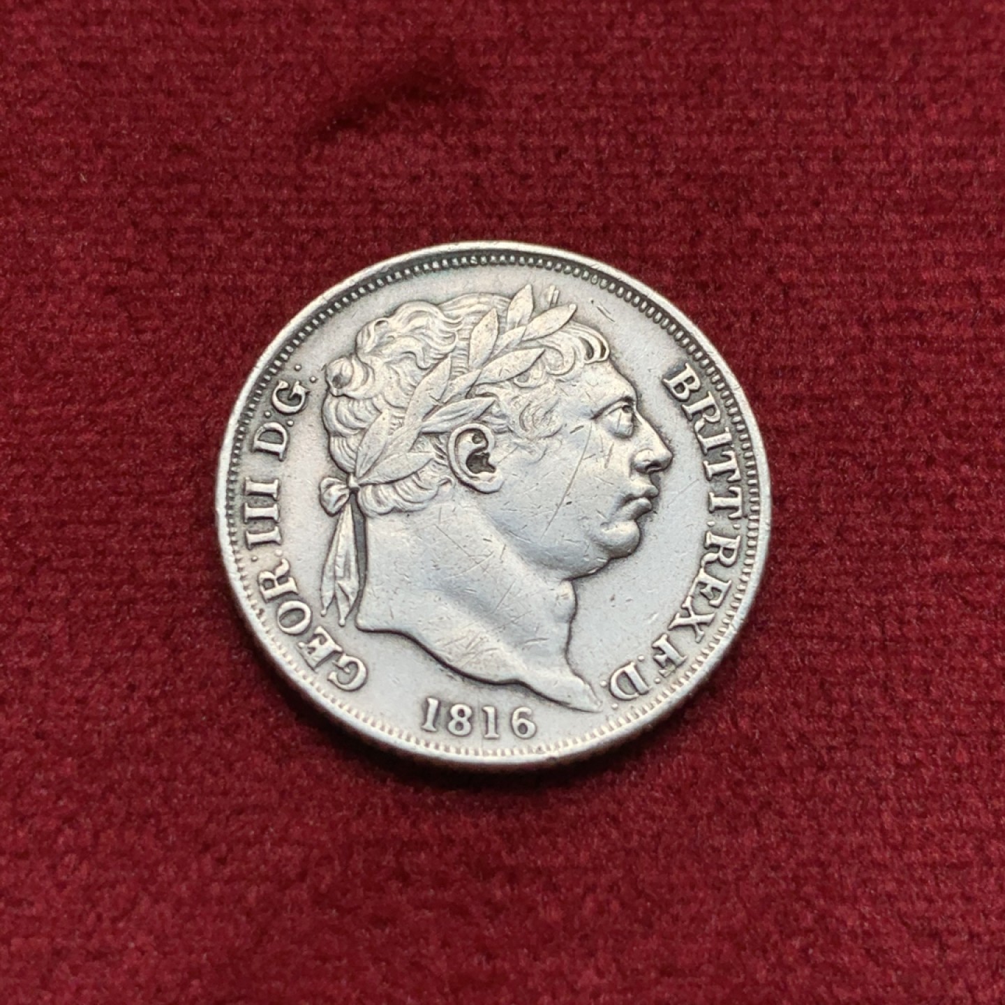 《竞宝斋》第69场-本周日，周一，周四.3场连拍（全场不限金额包邮） 英国 1816年 乔治三世 6便士 银币 人物细节好 水泡眼挺精神 细节见图