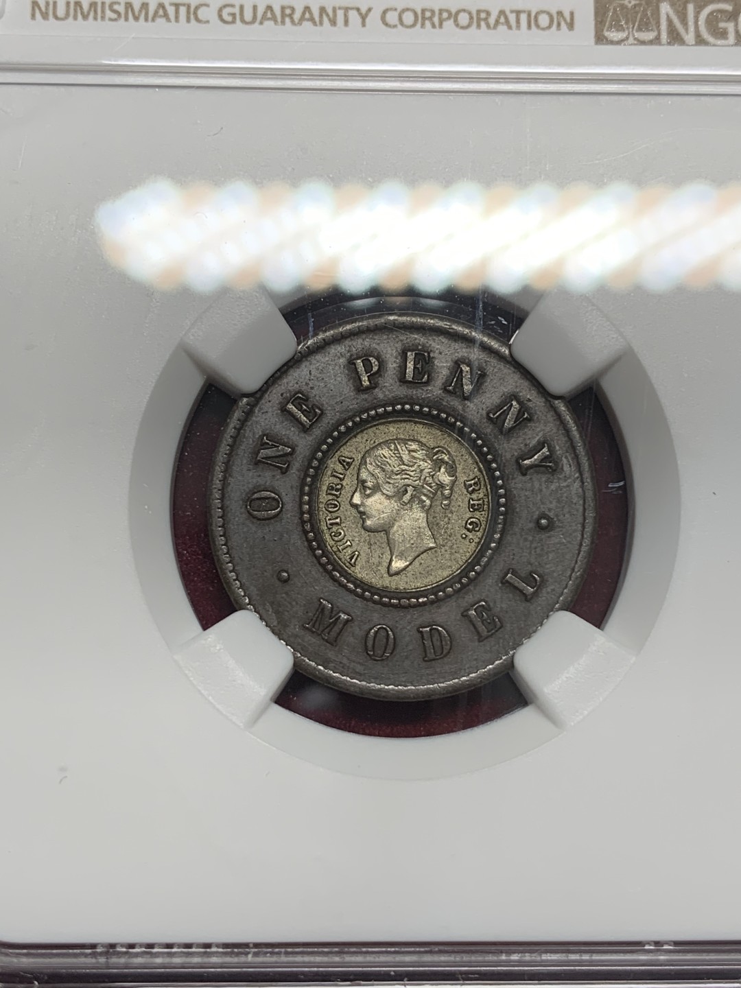 《竞宝斋》第69场-本周日，周一，周四.3场连拍（全场不限金额包邮） NGC-MS62英国（1844年）一便士双色代币