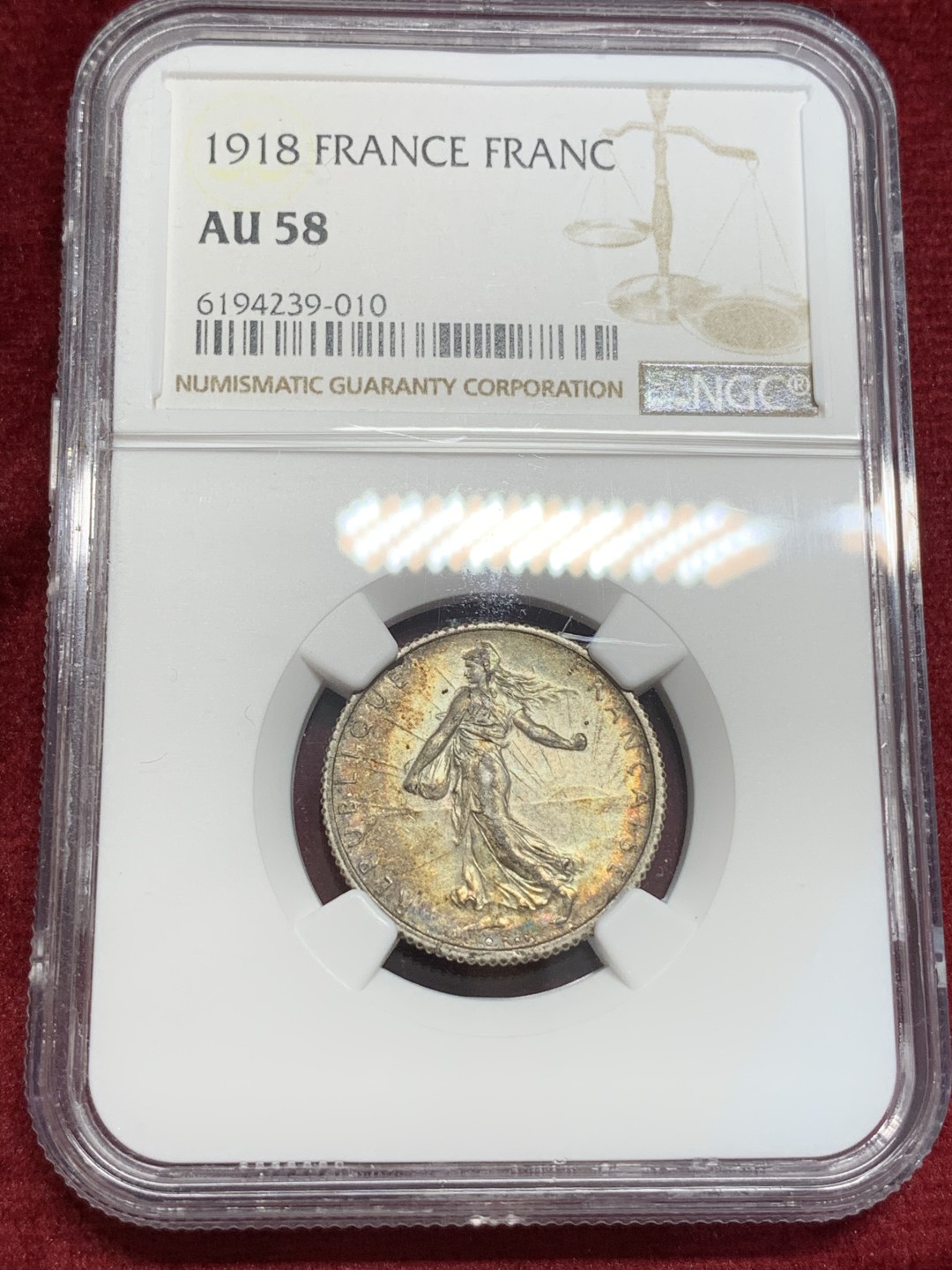 《竞宝斋》第69场-本周日，周一，周四.3场连拍（全场不限金额包邮） NGC AU 58 法国 1918年 行走 女神 1法郎 银币 早期品种 罗蒂设计 金色包浆 非常好