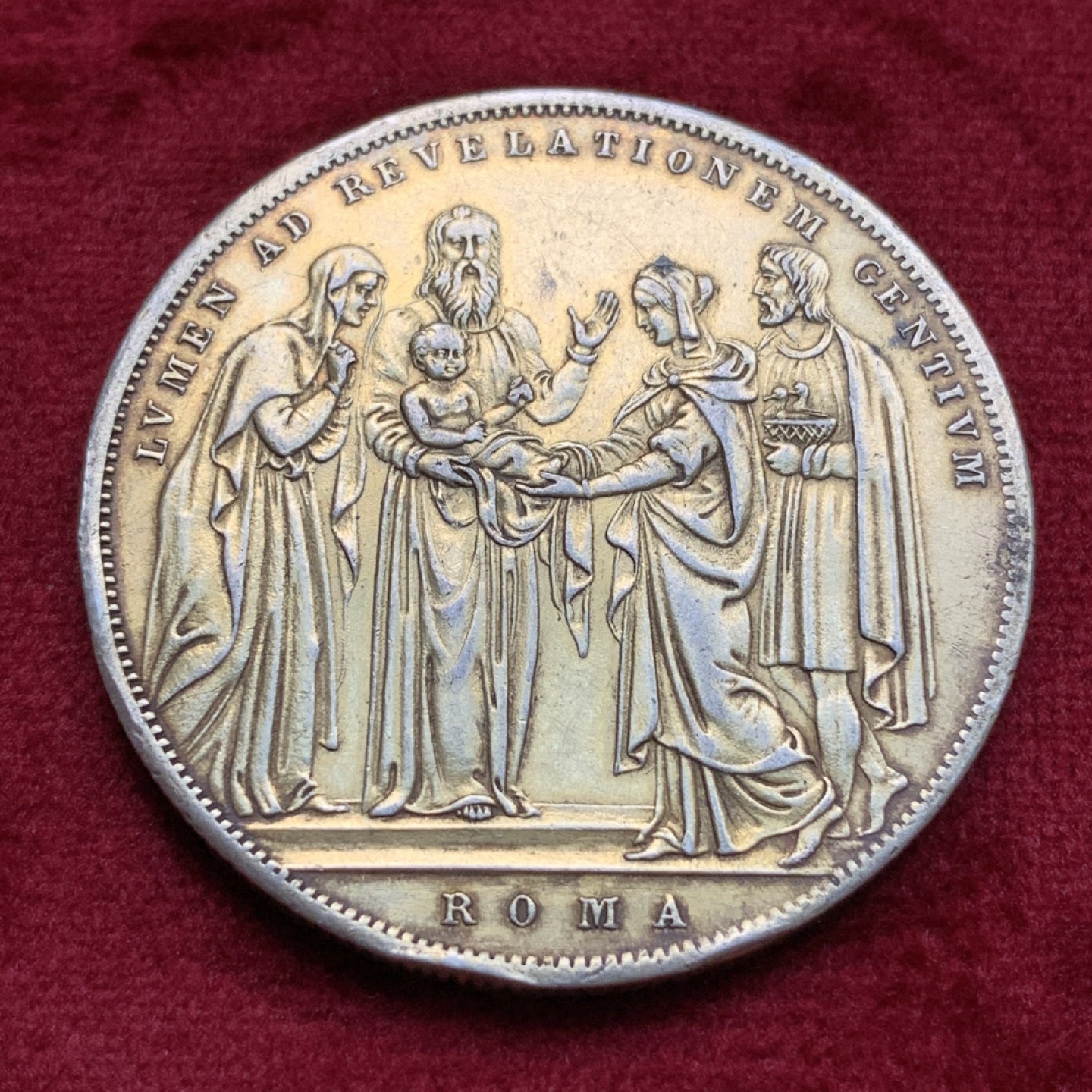 《竞宝斋》第69场-本周日，周一，周四.3场连拍（全场不限金额包邮） 意大利教皇国1834年耶稣降生纪念1SCUDO大银币有鎏金