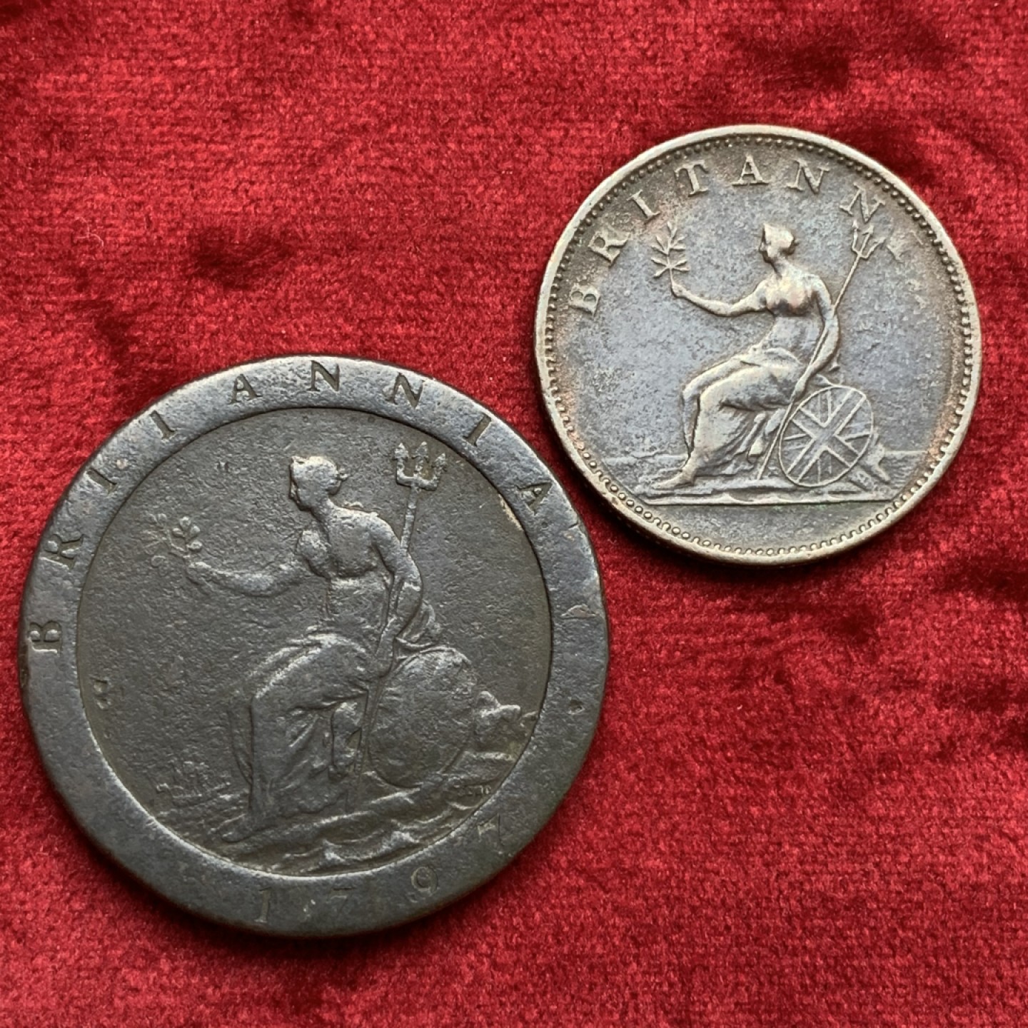 《竞宝斋》第69场-本周日，周一，周四.3场连拍（全场不限金额包邮） 2枚一个  英国乔治三世 1806 1/2便士和1797年1便士 大铜币 一对