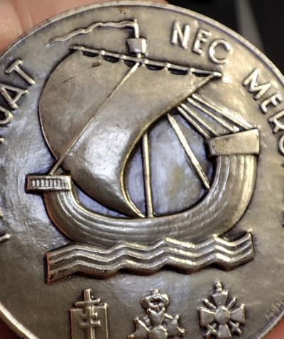 gush小明220705 法国原盒巴黎援助贡献银章950银62.5克 巴黎造币厂