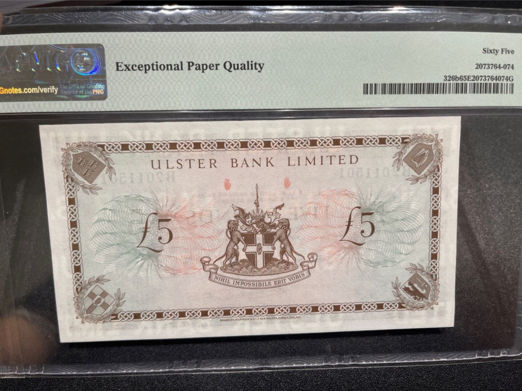《外钞收藏家》第一百八十六期 1976年北爱尔兰5镑 PMG65 无47 BWC作品