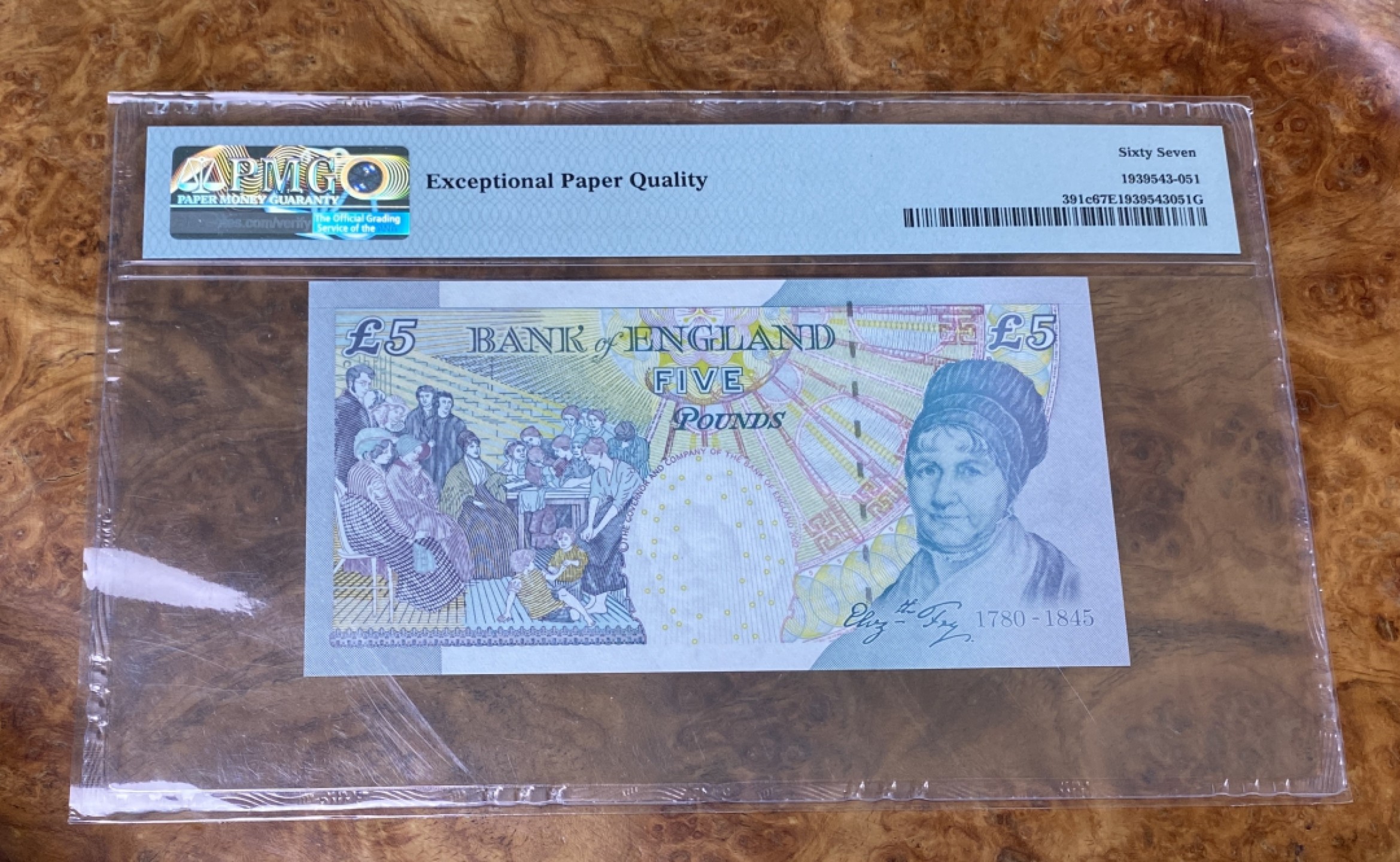 Chase Auction 第15期 - - 民国钞，外钞高分场（2022最后一期） 2002年英国5镑，PMG67分！