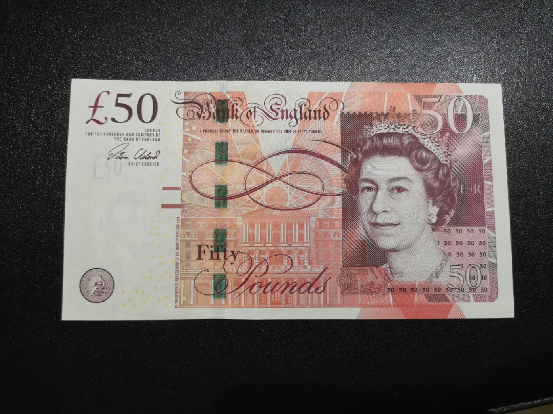 《外钞收藏家》第一百八十六期 2010年英国F序列50镑 AU品相