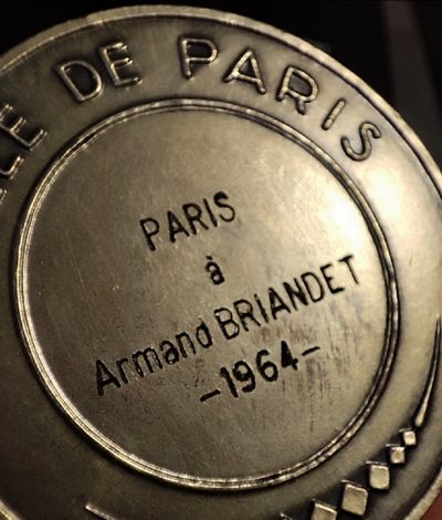 gush小明220705 法国原盒巴黎援助贡献银章950银62.5克 巴黎造币厂