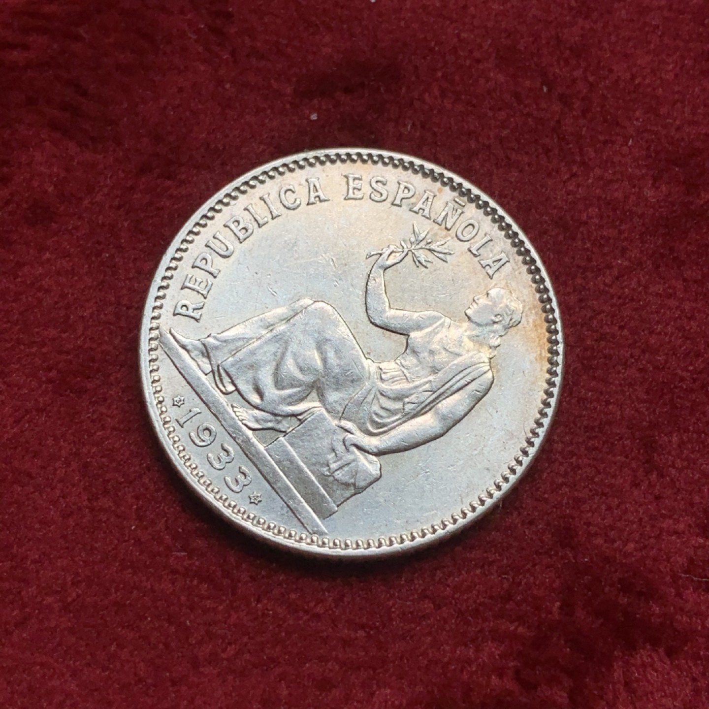 《竞宝斋》西.葡及其殖民地国家专场-第70场（全场不限金额包邮） 西班牙 1933年 内战版 1比塞塔 银币 高品状态 不错的收藏