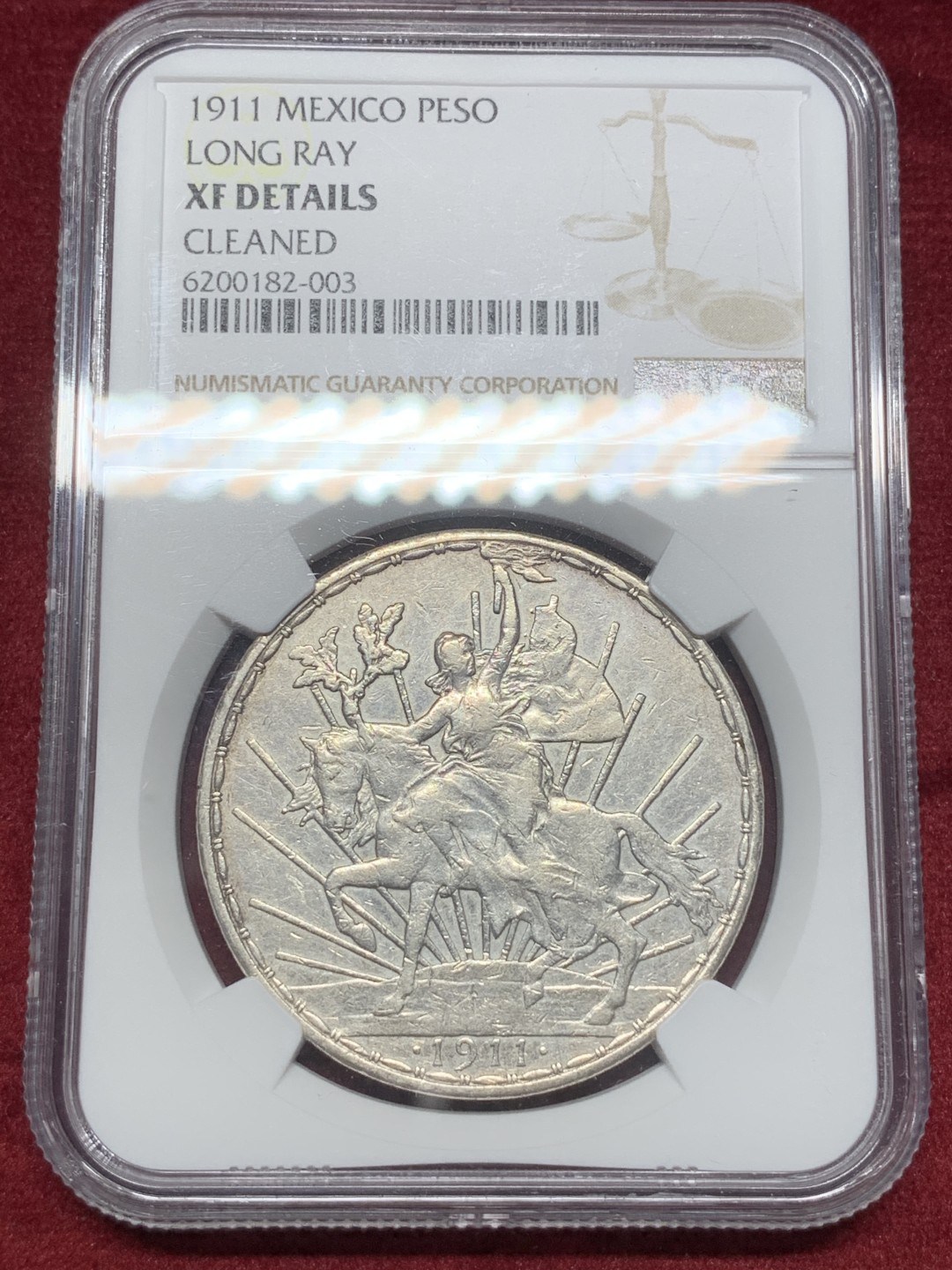 《竞宝斋》西.葡及其殖民地国家专场-第70场（全场不限金额包邮） NGC-XFD 墨西哥骑马鹰洋 1911年 1比索银币 热门的骑马鹰洋 当个品种 合适