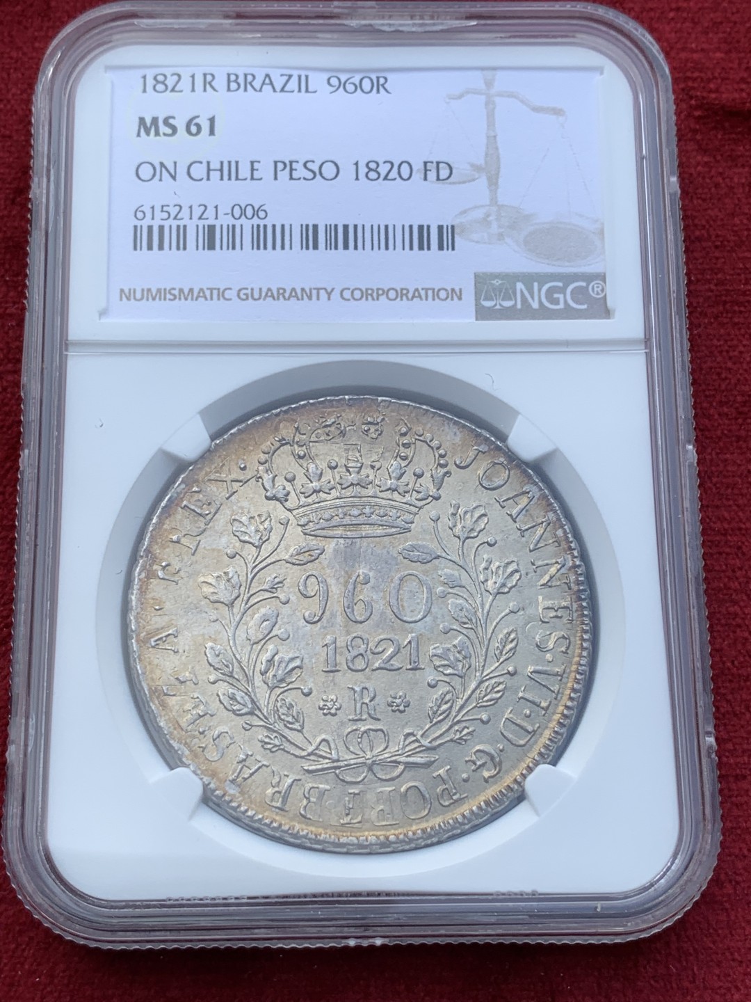 《竞宝斋》西.葡及其殖民地国家专场-第70场（全场不限金额包邮） 名誉品加盖 NGC-MS61 1821年葡属巴西R版960瑞斯 加盖于名誉品1820年智利火山比索上，双面金色包浆 非常难得品相
