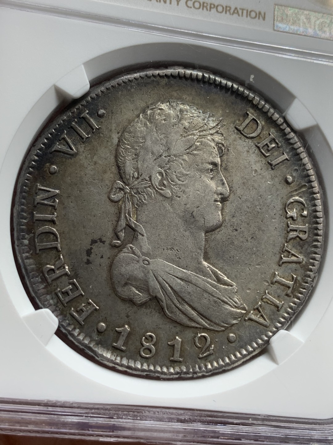 《竞宝斋》西.葡及其殖民地国家专场-第70场（全场不限金额包邮） NGC-XF45 智利！费迪南七世 1812年 8R双柱大银币 双柱易得 智利难求