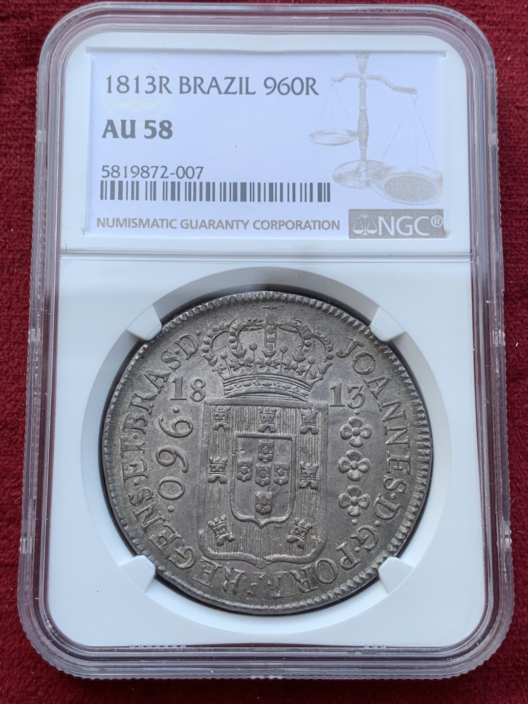 《竞宝斋》西.葡及其殖民地国家专场-第70场（全场不限金额包邮） NGC- AU58 葡属巴西 1813年R版 960R大银币原光  状态好 双面深打 币胚为双柱银币