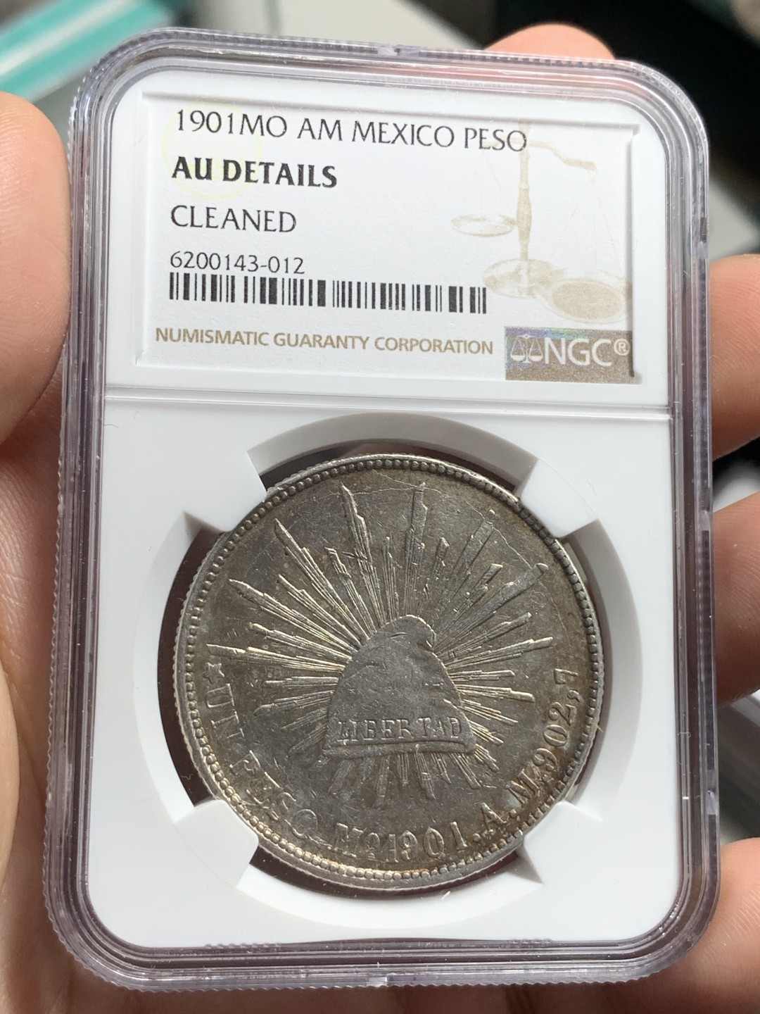 《竞宝斋》西.葡及其殖民地国家专场-第70场（全场不限金额包邮） NGC AUD 墨西哥 1901年MO AM版 直边 鹰洋银币双面金色包浆 状态可以