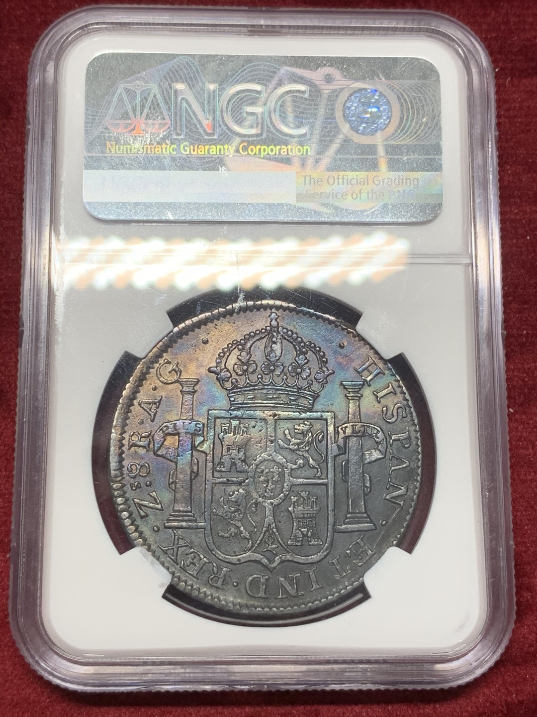 《竞宝斋》西.葡及其殖民地国家专场-第70场（全场不限金额包邮） NGC XF评级 五彩墨西哥 1820年 内战时期 费七 8里亚尔双柱银币 内战双柱外拍白币XFD一般在200美元左右，这枚细节满足AU要求 比较难得