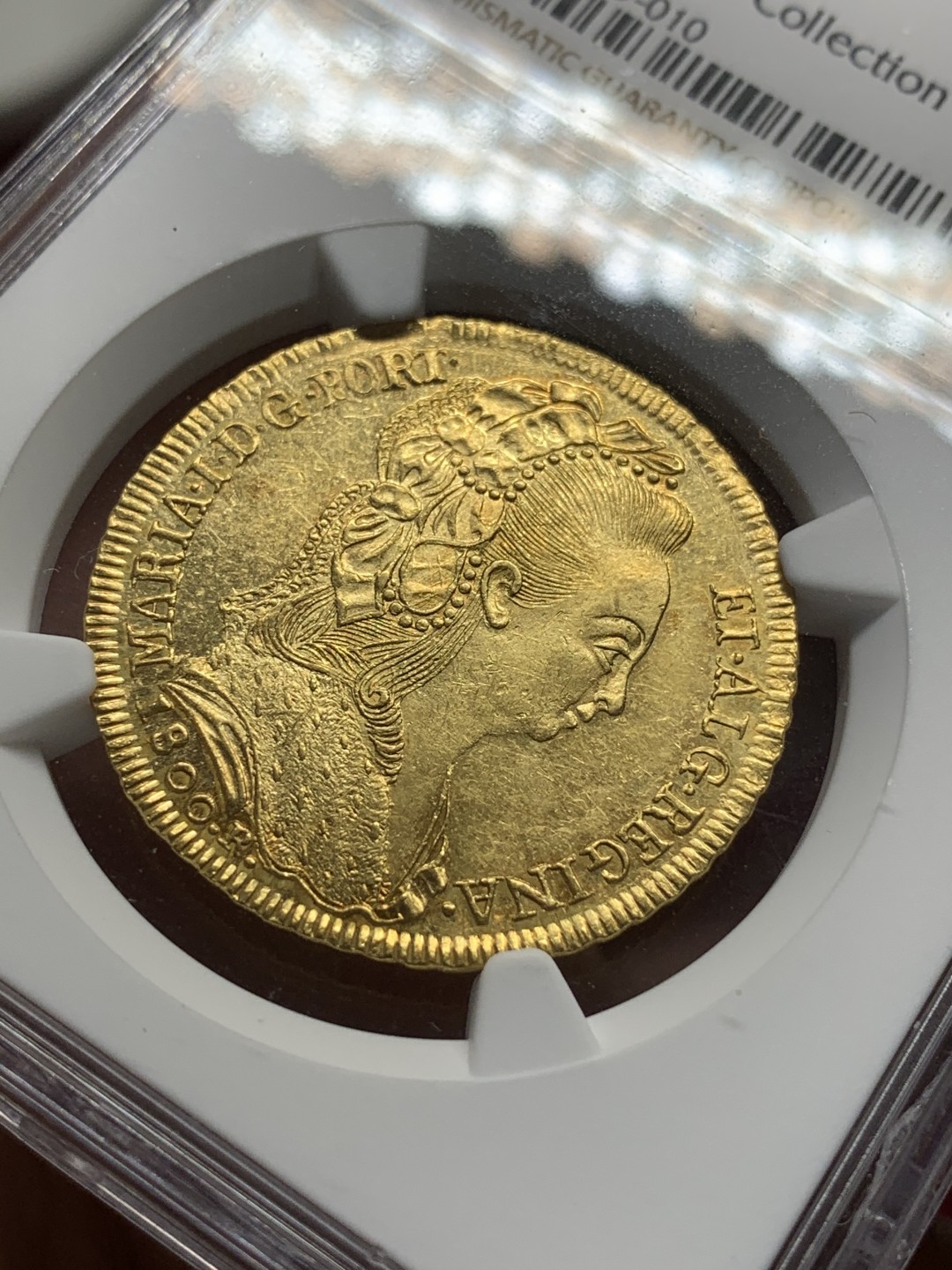 《竞宝斋》西.葡及其殖民地国家专场-第70场（全场不限金额包邮） NGC MS61 葡属 巴西1800年玛丽亚一世女王6400瑞斯金币，14.34克，名家旧藏，正背面深打略带PL感