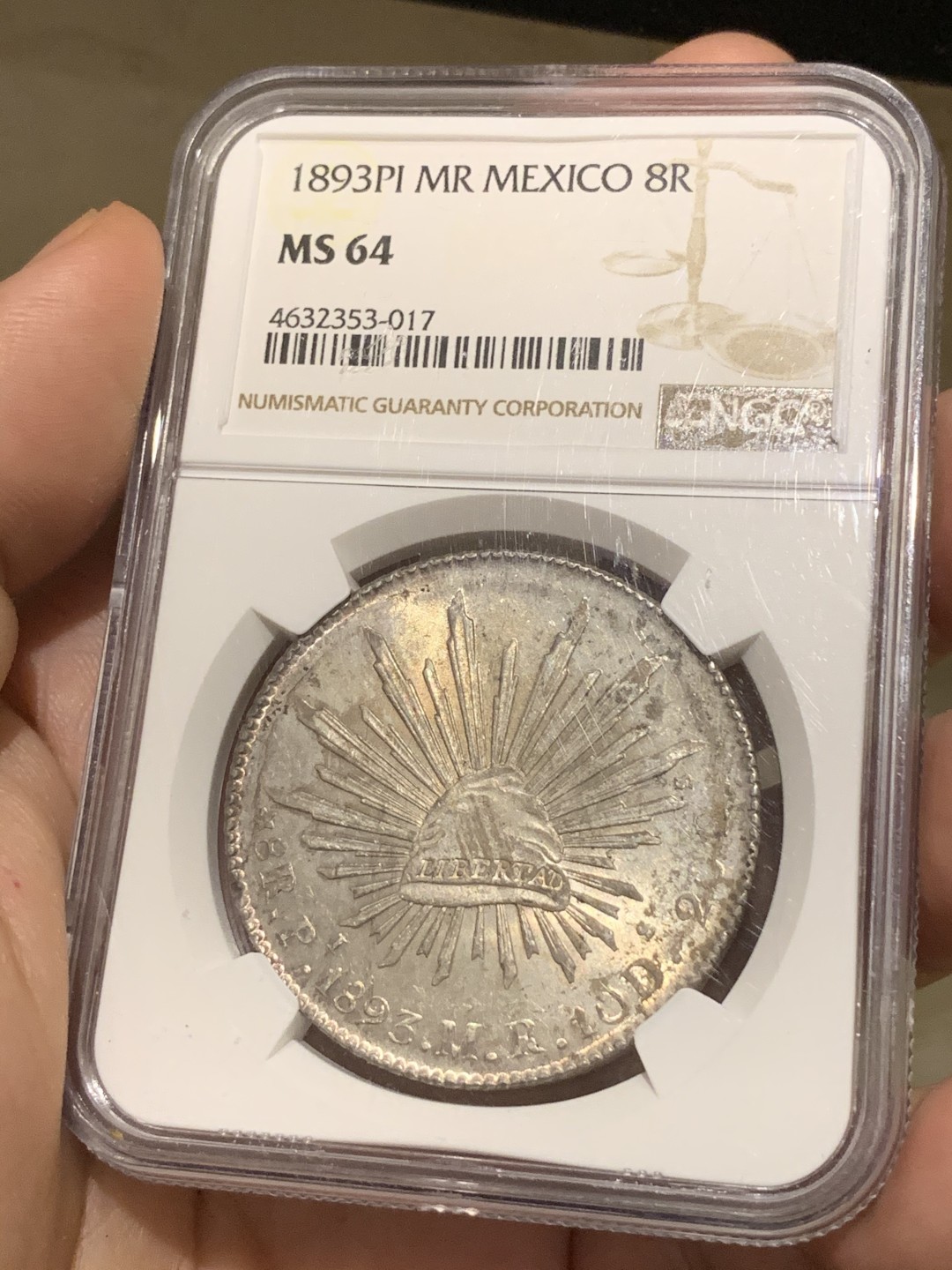 《竞宝斋》西.葡及其殖民地国家专场-第70场（全场不限金额包邮） NGC MS64 墨西哥 1893PI版 花边鹰洋 波多西最后一年 比较少的品种 底板光亮 羽毛好 淡五彩包浆