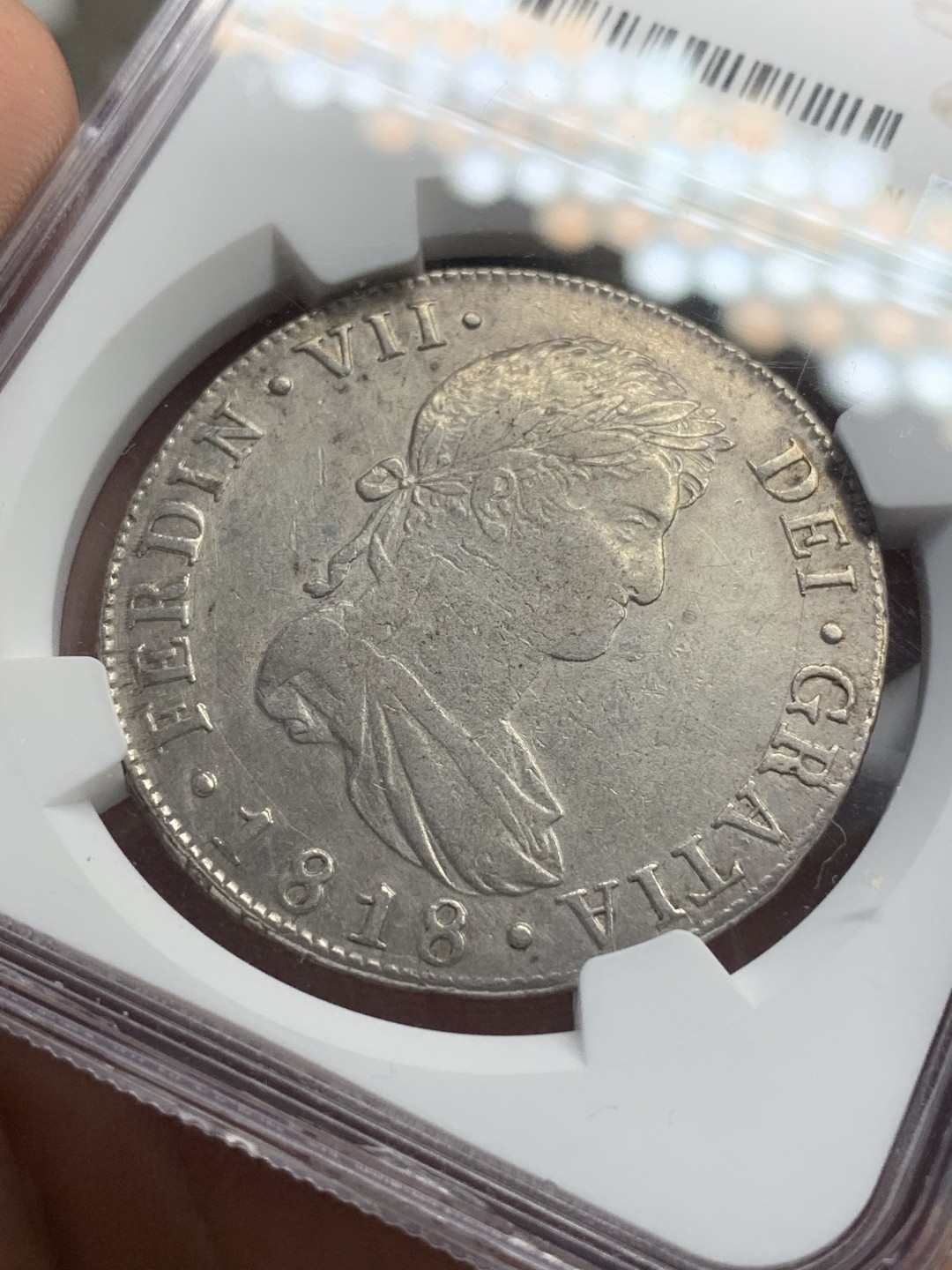 《竞宝斋》西.葡及其殖民地国家专场-第70场（全场不限金额包邮） NGC-AUD 危地马拉 双柱大银币 费迪南七世 1818年 细节不错吉祥年份  少见小厂