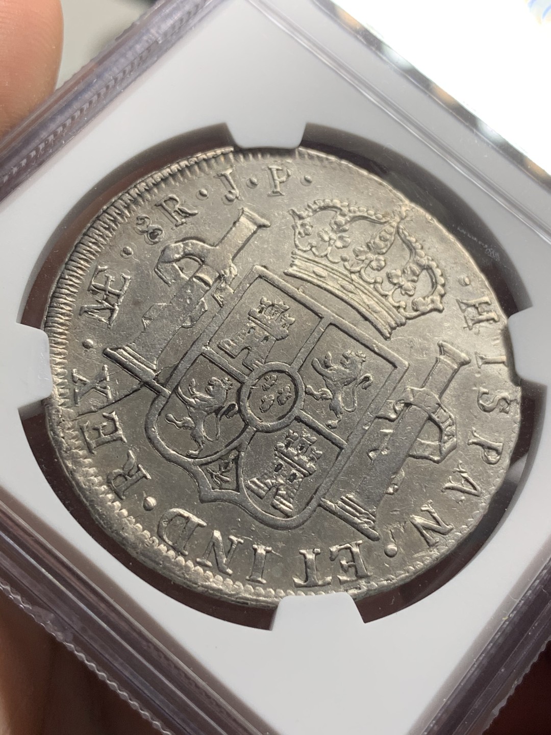 《竞宝斋》西.葡及其殖民地国家专场-第70场（全场不限金额包邮） NGC-XFD 秘鲁 费迪南七世 1813年8里亚尔 双柱大银币 细节好 性价比不错