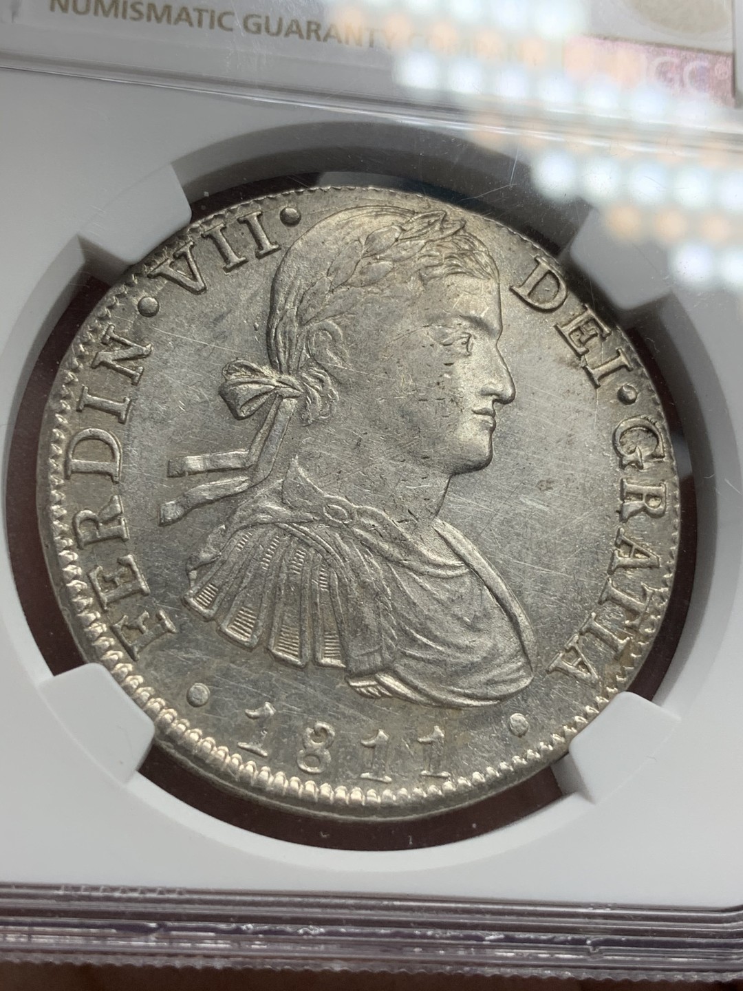 《竞宝斋》西.葡及其殖民地国家专场-第70场（全场不限金额包邮） NGC-MS60 墨西哥双柱 费迪南七世 1811年 双柱大银币 过渡年份 潜力巨大 PL底板