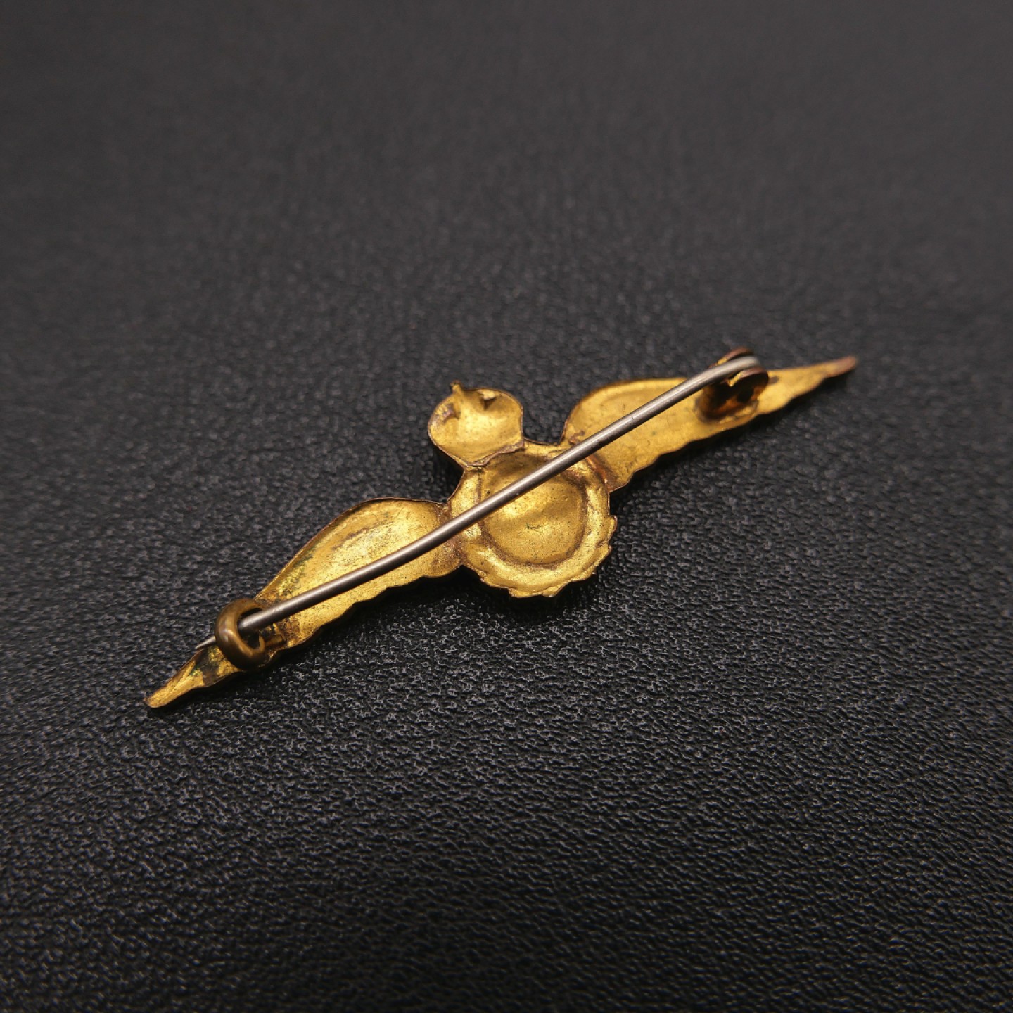 勋章奖章交易所7月9日拍卖 英国海军航空兵徽章