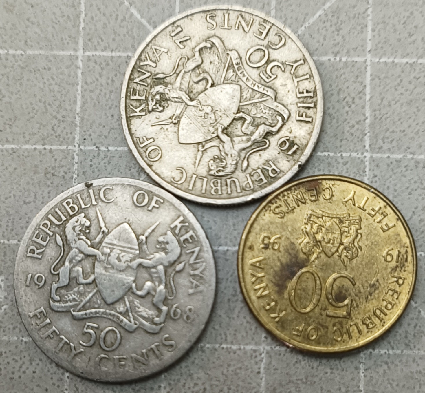 泡泡堂第三十五期  世界硬币纪念章专场（无押金，无佣金，捡漏，全场20包邮，偏远地区除外） 赞比亚50分三种