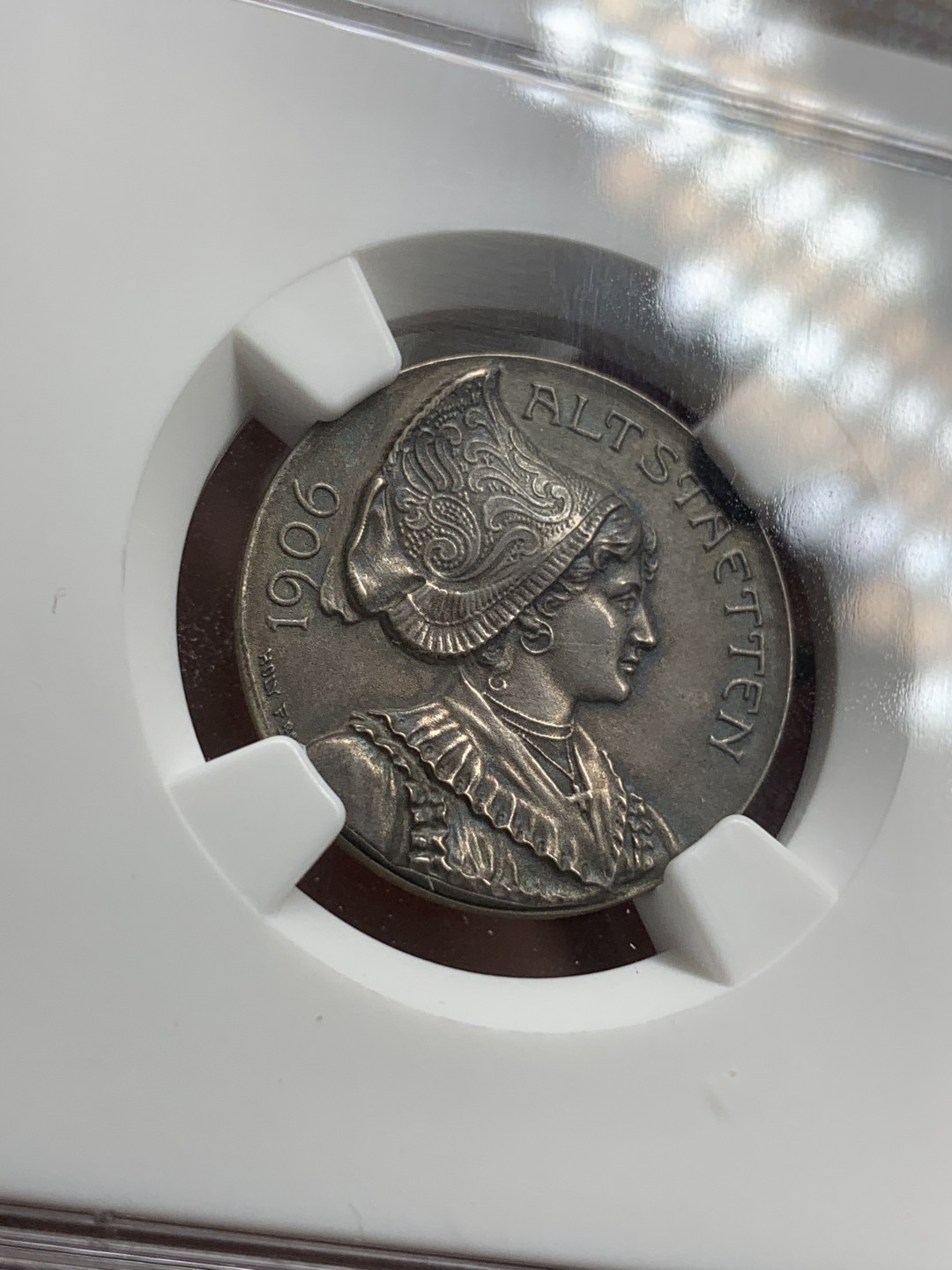 《竞宝斋》第71场-本周日，周一2场连拍（全场不限金额包邮） NGC MS63 瑞士1906年圣加伦射击节银章 以小见大 精细工艺 灰黑包浆 法西斯权杖和小熊盾徽 高浮雕工艺 值得收藏