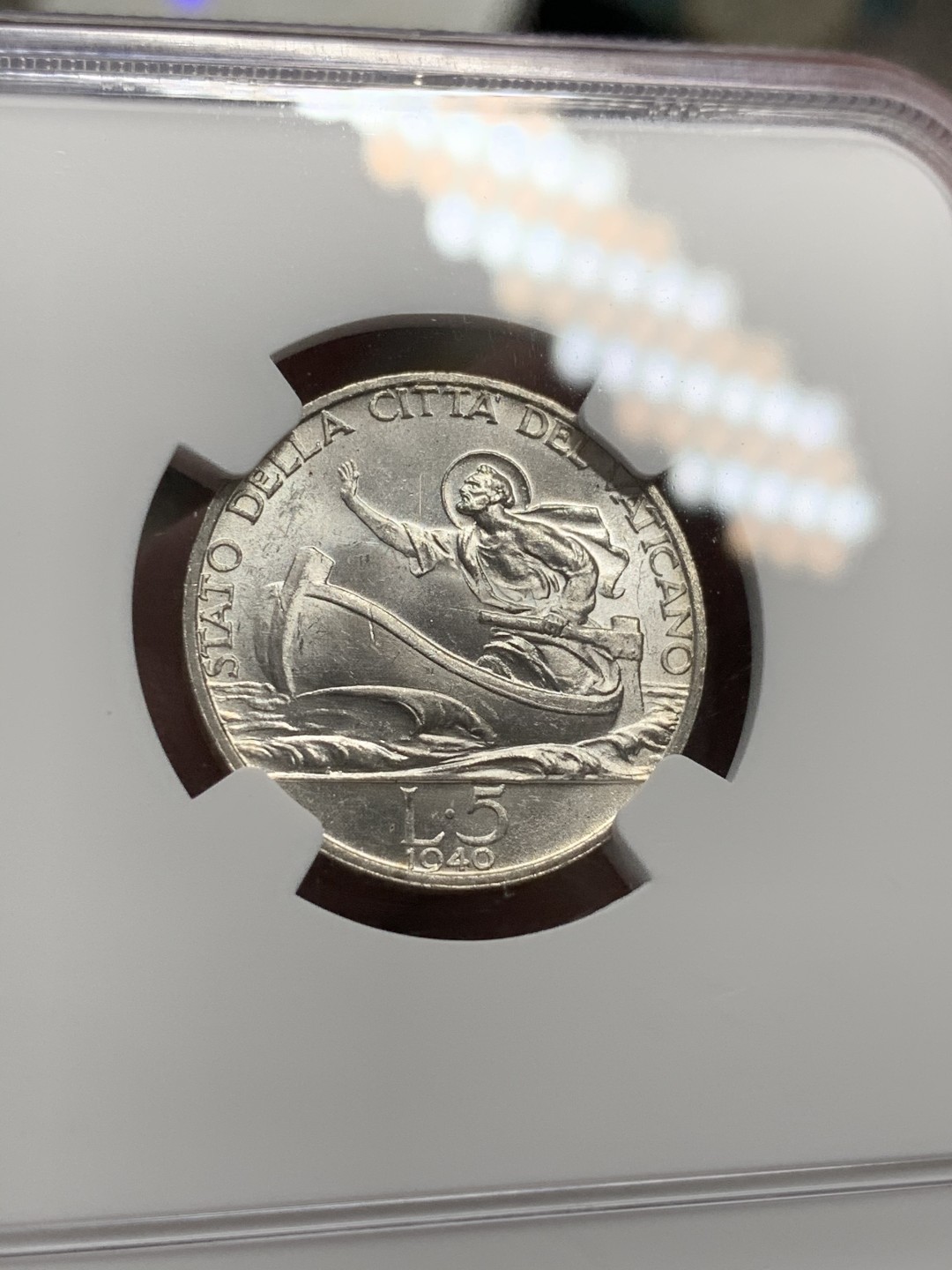 《竞宝斋》第71场-本周日，周一2场连拍（全场不限金额包邮） NGC-MS63 梵蒂冈 1940年 小船 5里拉 原光好品银币