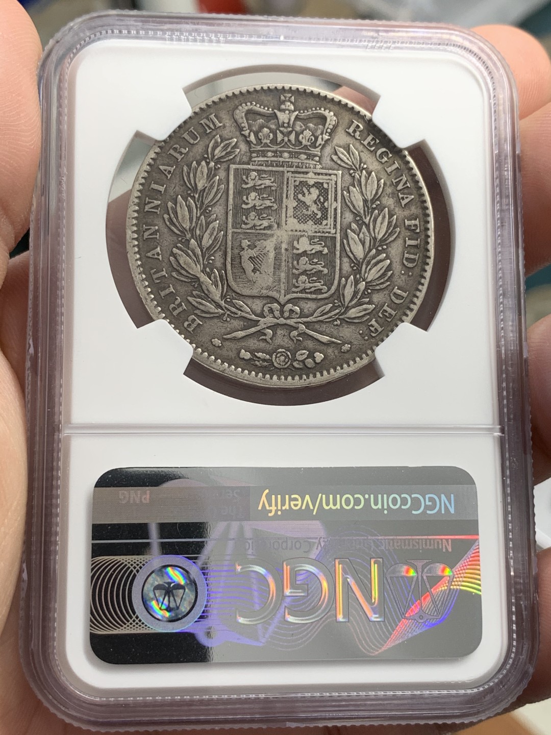 《竞宝斋》第71场-本周日，周一2场连拍（全场不限金额包邮） NGC-XF40 英国1845小维克朗 原汁原味