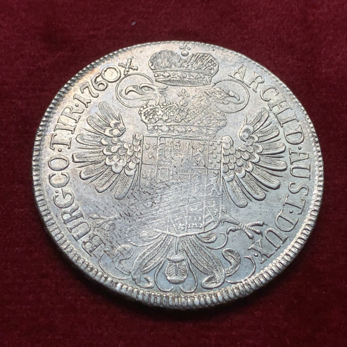 《竞宝斋》第71场-本周日，周一2场连拍（全场不限金额包邮） 原铸 1760年 神圣罗马帝国 奥地利玛丽亚•特蕾西亚女王 1泰勒银币 币面为减重痕 状态不错 细节见图