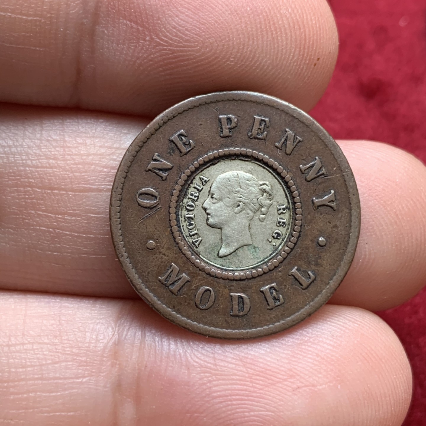 《竞宝斋》第71场-本周日，周一2场连拍（全场不限金额包邮） 英国 1848年 维多利亚女王时期双色1便士 细节非常不错