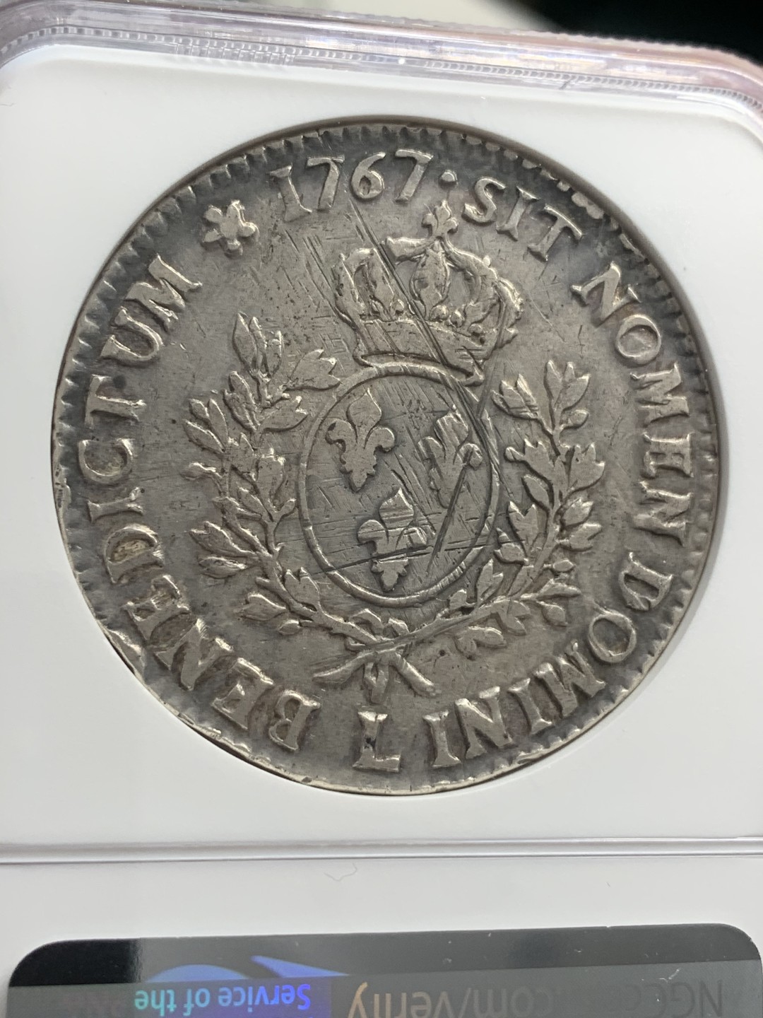 《竞宝斋》第71场-本周日，周一2场连拍（全场不限金额包邮） NGC-VF 法国 1767-L年 路易十五 5ECU大银币 这样的状态不给分想不通