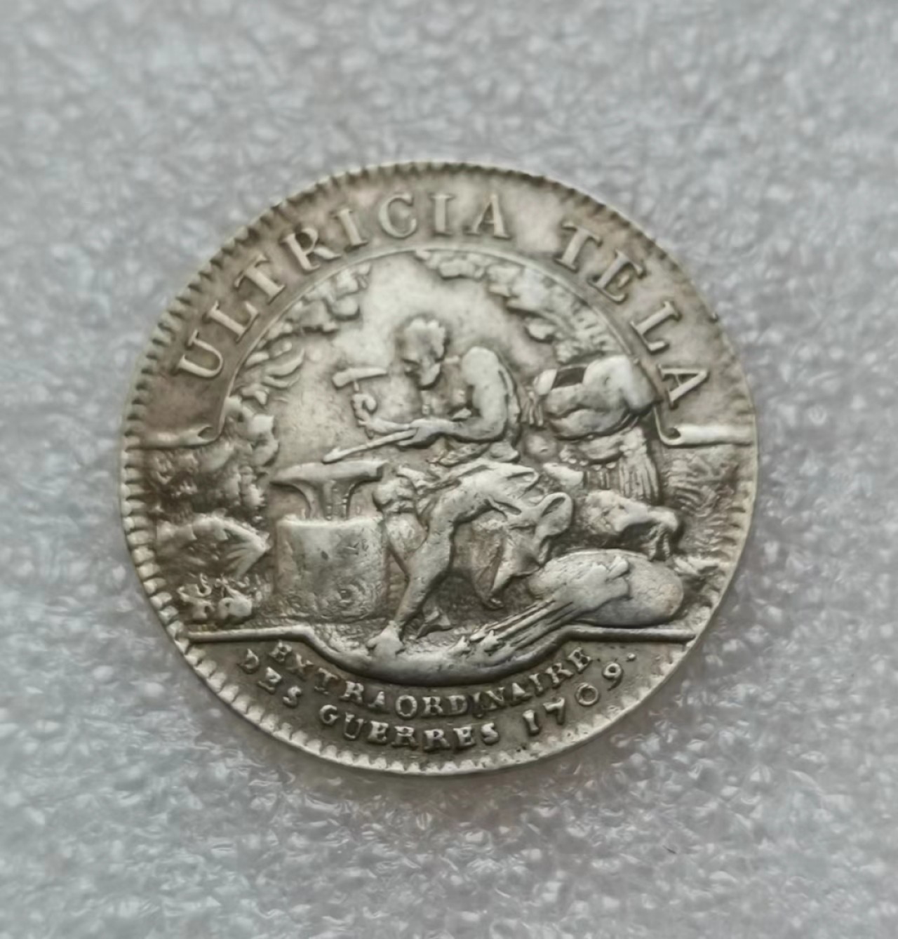 瓶子🏺第46期拍卖会 法国1709年路易十四太阳王JETON银质代币