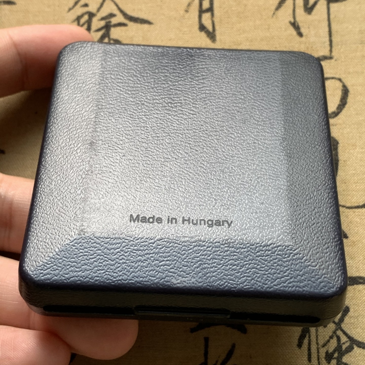 《竞宝斋》第71场-本周日，周一2场连拍（全场不限金额包邮） 匈牙利 1991年 红衣主教 纪念1盎司银币 31.1克 925银