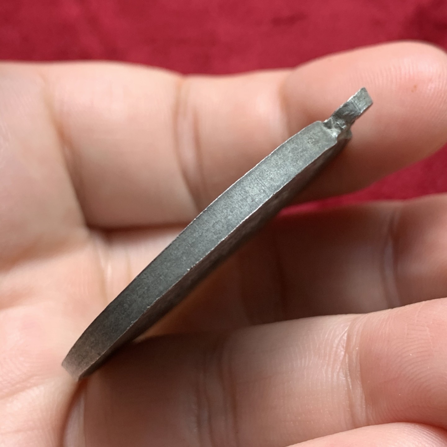 《竞宝斋》第71场-本周日，周一2场连拍（全场不限金额包邮） UNC级 瑞士1870年左右天主教修道院圣母抱子合金纪念章 正面圣母长裙雍容华丽 背面是艾因西德伦修道院景观 外网AU品500+