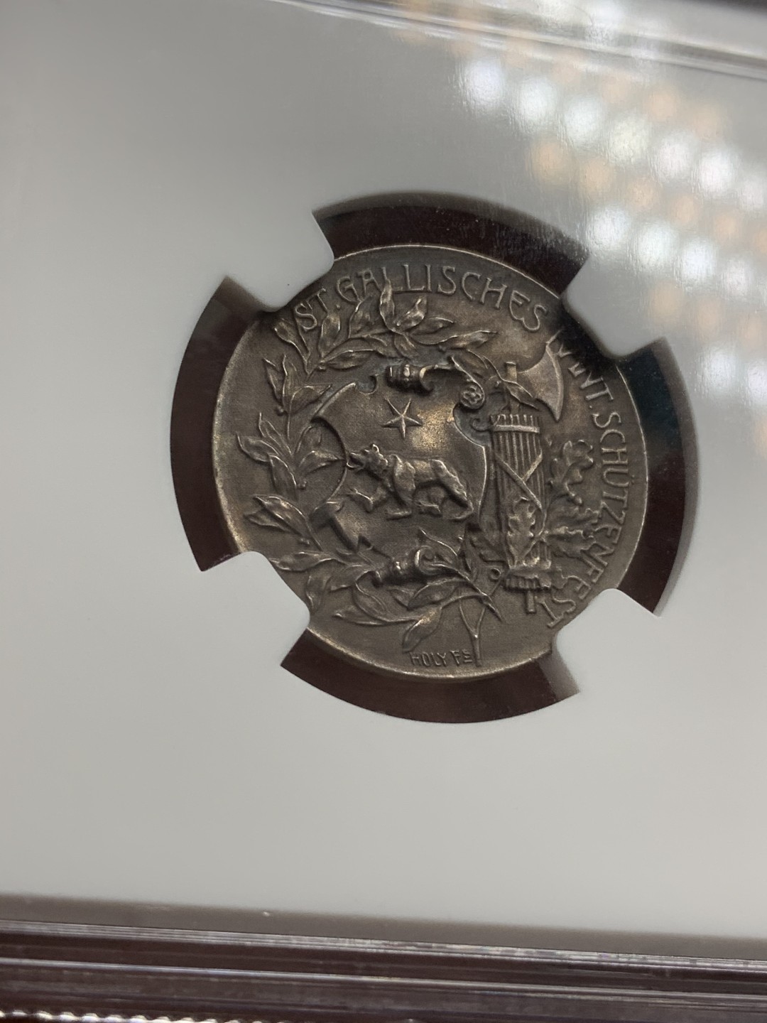 《竞宝斋》第71场-本周日，周一2场连拍（全场不限金额包邮） NGC MS63 瑞士1906年圣加伦射击节银章 以小见大 精细工艺 灰黑包浆 法西斯权杖和小熊盾徽 高浮雕工艺 值得收藏