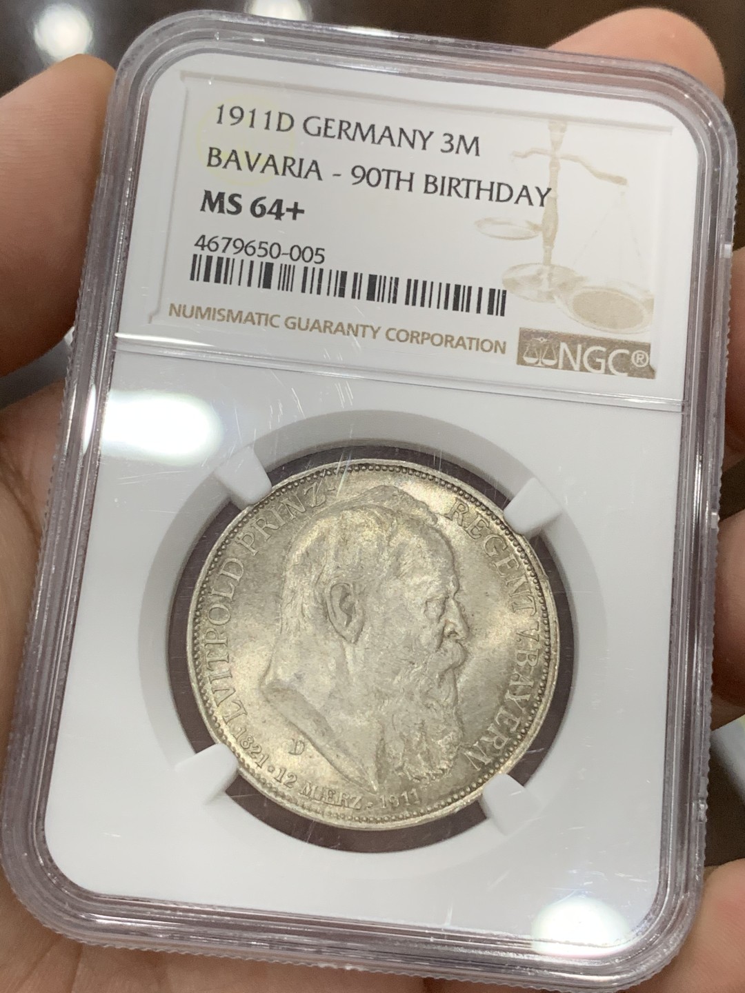 《竞宝斋》第71场-本周日，周一2场连拍（全场不限金额包邮） NGC MS64+ 德国巴伐利亚 1911年 90大寿 3马克银币 双面五彩包浆 漂亮