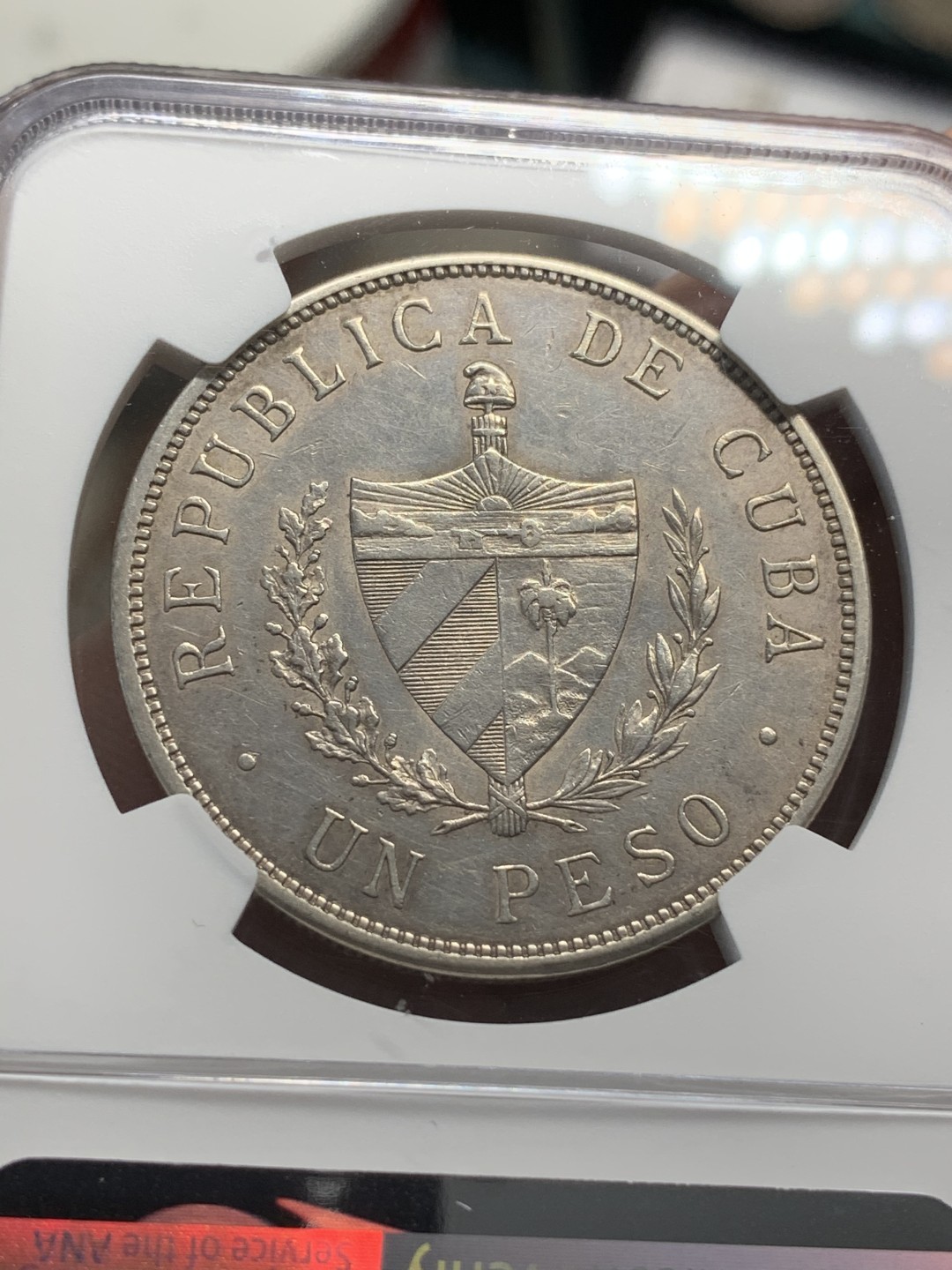 《竞宝斋》第71场-本周日，周一2场连拍（全场不限金额包邮） NGC-AUD 古巴 1933年 1比索 大五星