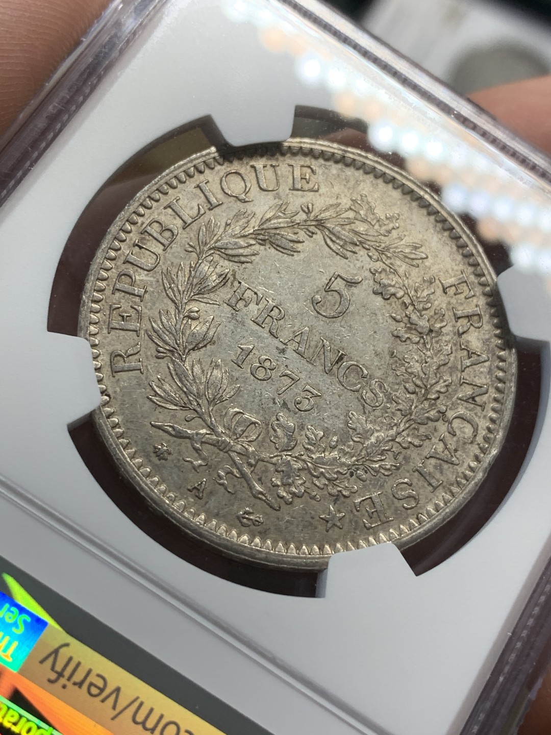 《竞宝斋》第71场-本周日，周一2场连拍（全场不限金额包邮） NGC-AU58 法国 1873年大力神 5法郎 大银币 底光带包浆 细节一流 非常漂亮